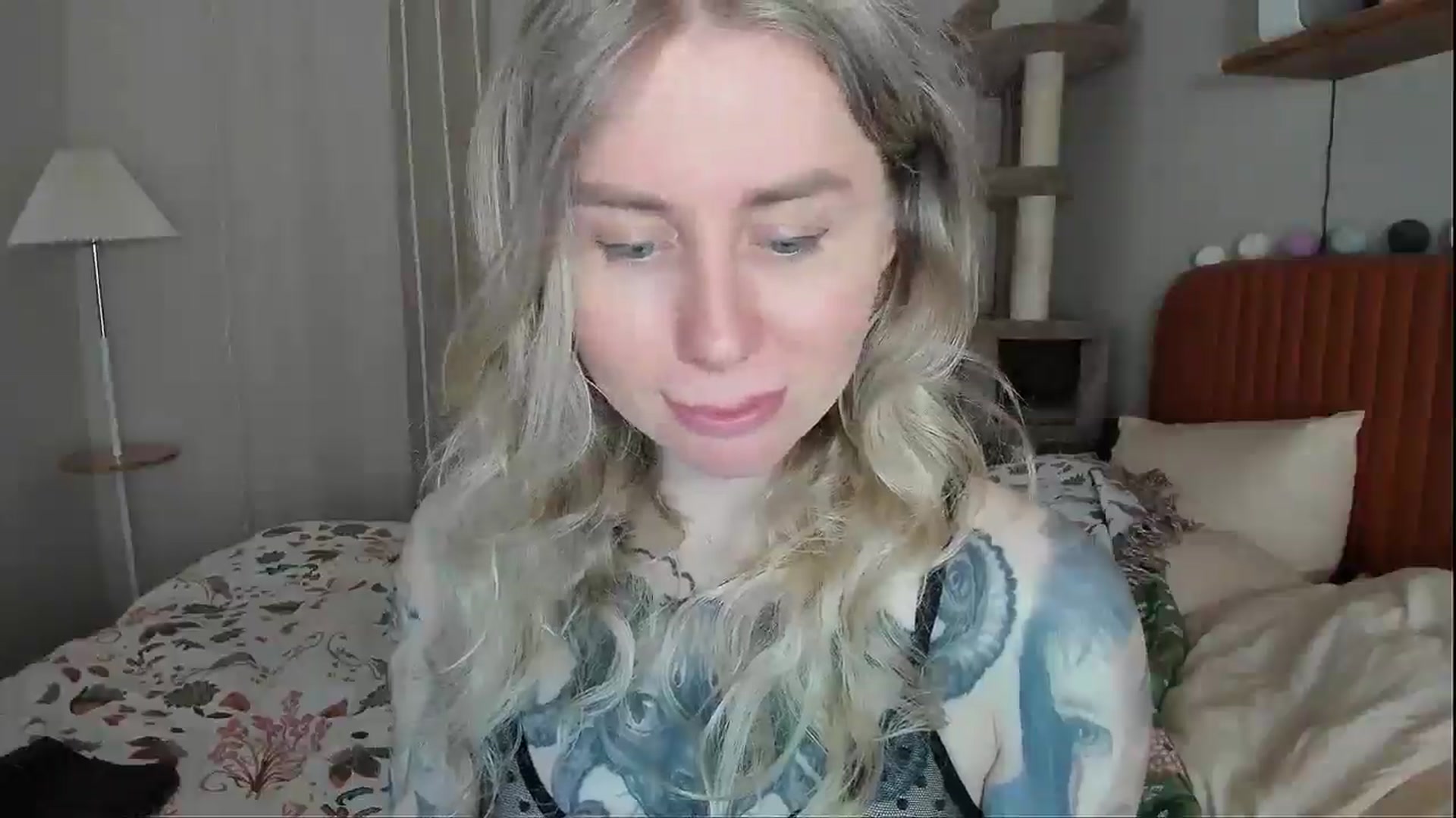 Gallery image thumbnail from Alexa_Smithhh's myfreecams stream on, 04/12/2026, 21:21 image 13 of 20