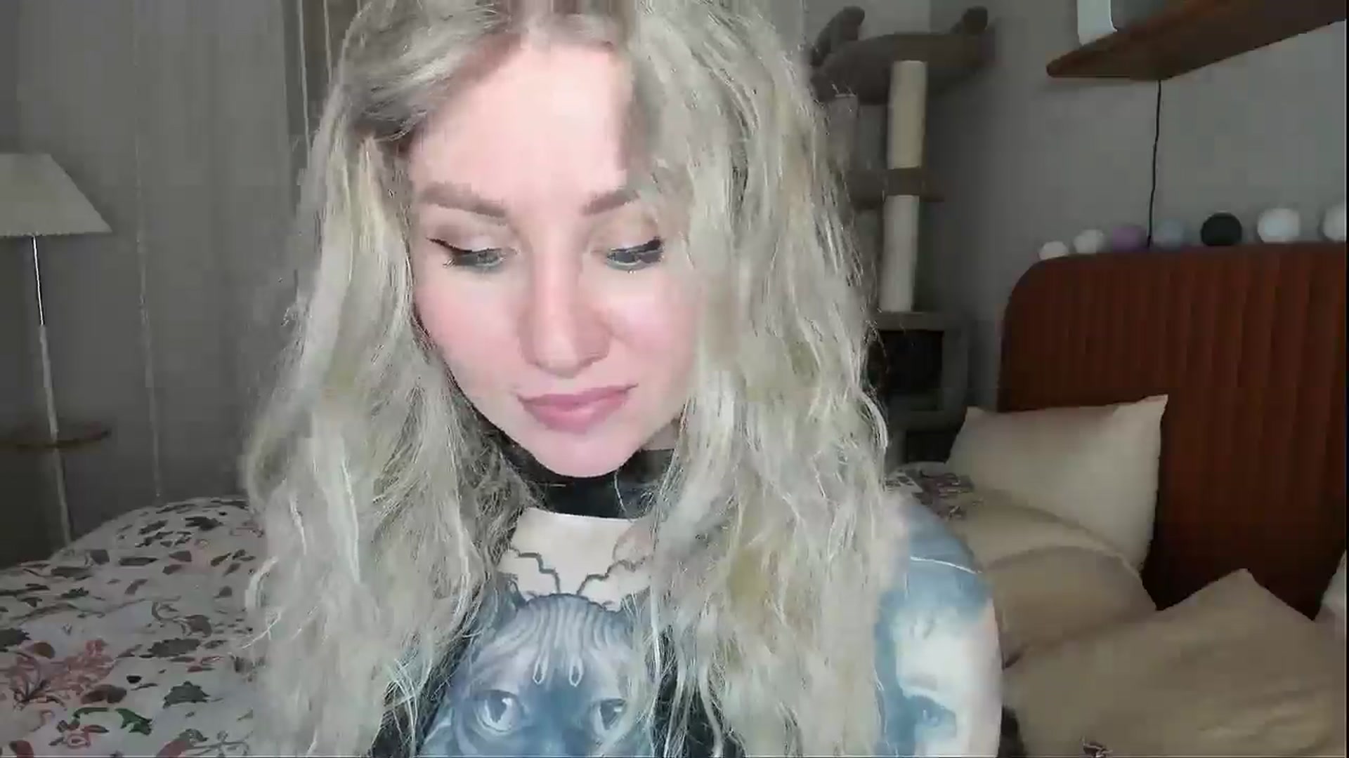 Gallery image thumbnail from Alexa_Smithhh's myfreecams stream on, 04/15/2026, 18:21 image 11 of 20