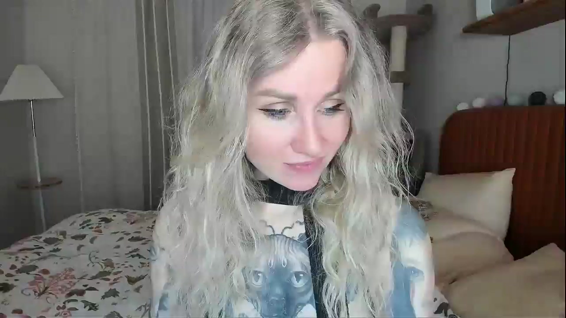 Gallery image thumbnail from Alexa_Smithhh's myfreecams stream on, 04/15/2026, 21:10 image 5 of 20