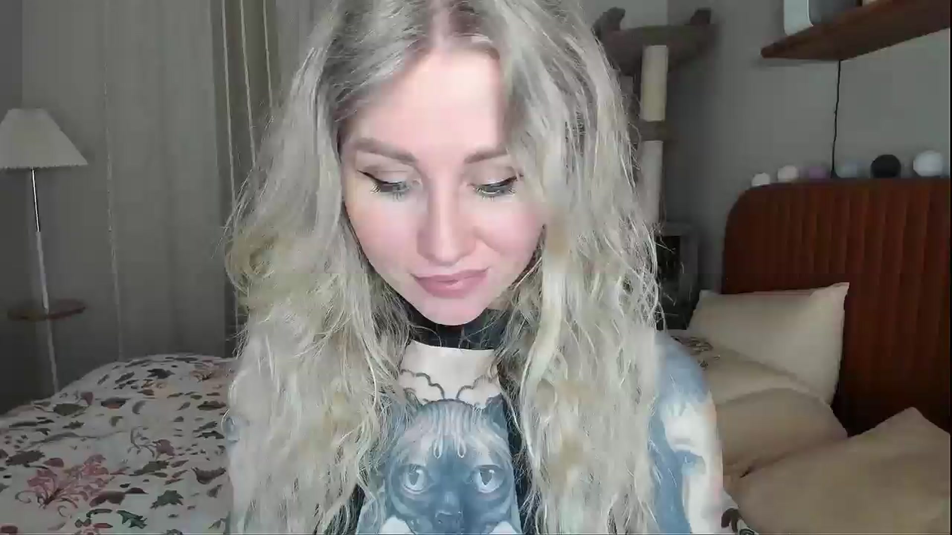 Gallery image thumbnail from Alexa_Smithhh's myfreecams stream on, 04/15/2026, 21:10 image 1 of 20
