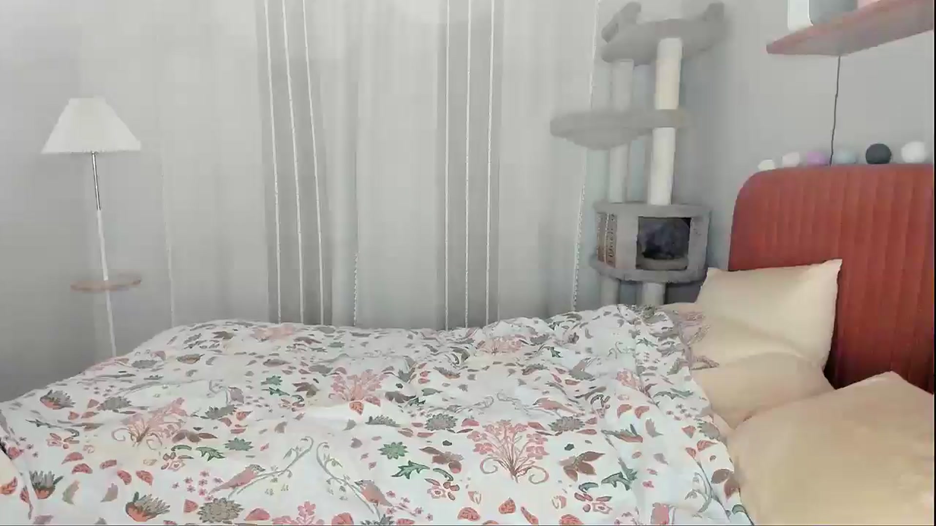 Gallery image thumbnail from Alexa_Smithhh's myfreecams stream on, 04/15/2026, 21:10 image 12 of 20