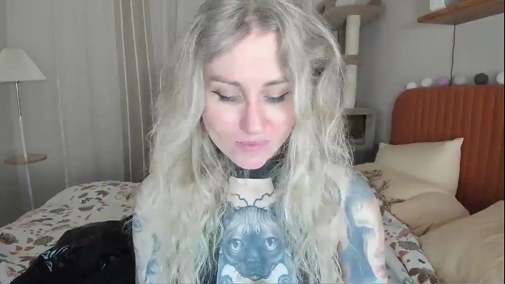 Gallery image thumbnail from Alexa_Smithhh's myfreecams stream on, 04/15/2026, 21:10 image 19 of 20