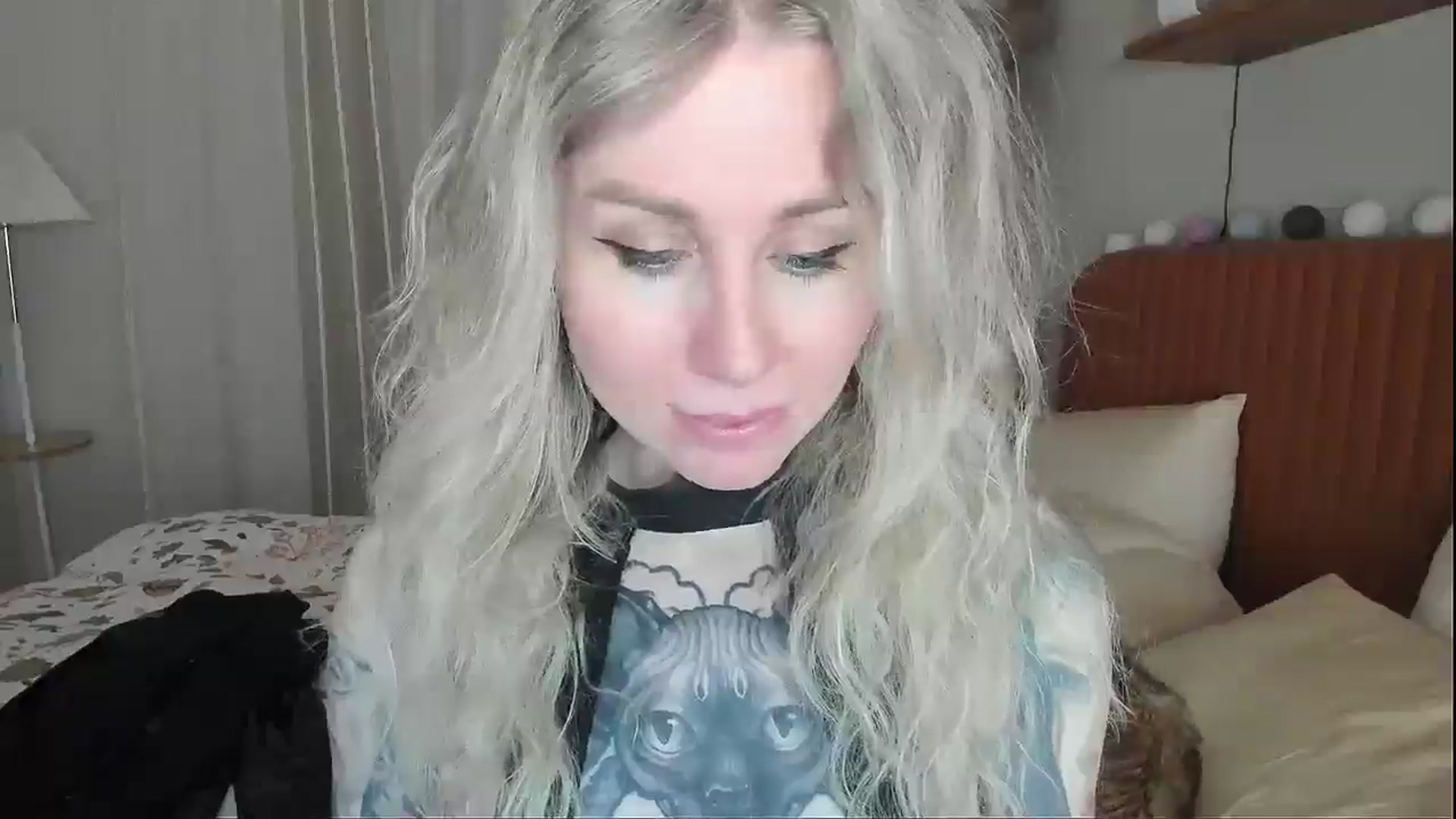 Gallery image thumbnail from Alexa_Smithhh's myfreecams stream on, 04/15/2026, 21:10 image 14 of 20