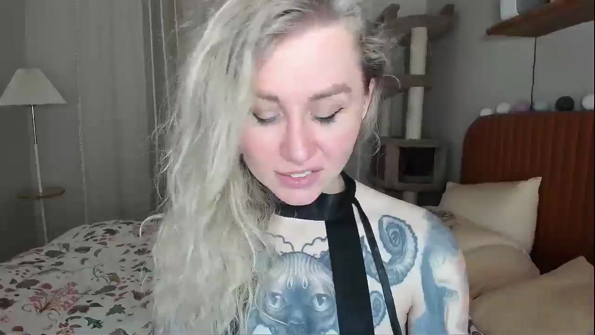 Gallery image thumbnail from Alexa_Smithhh's myfreecams stream on, 04/15/2026, 21:10 image 6 of 20