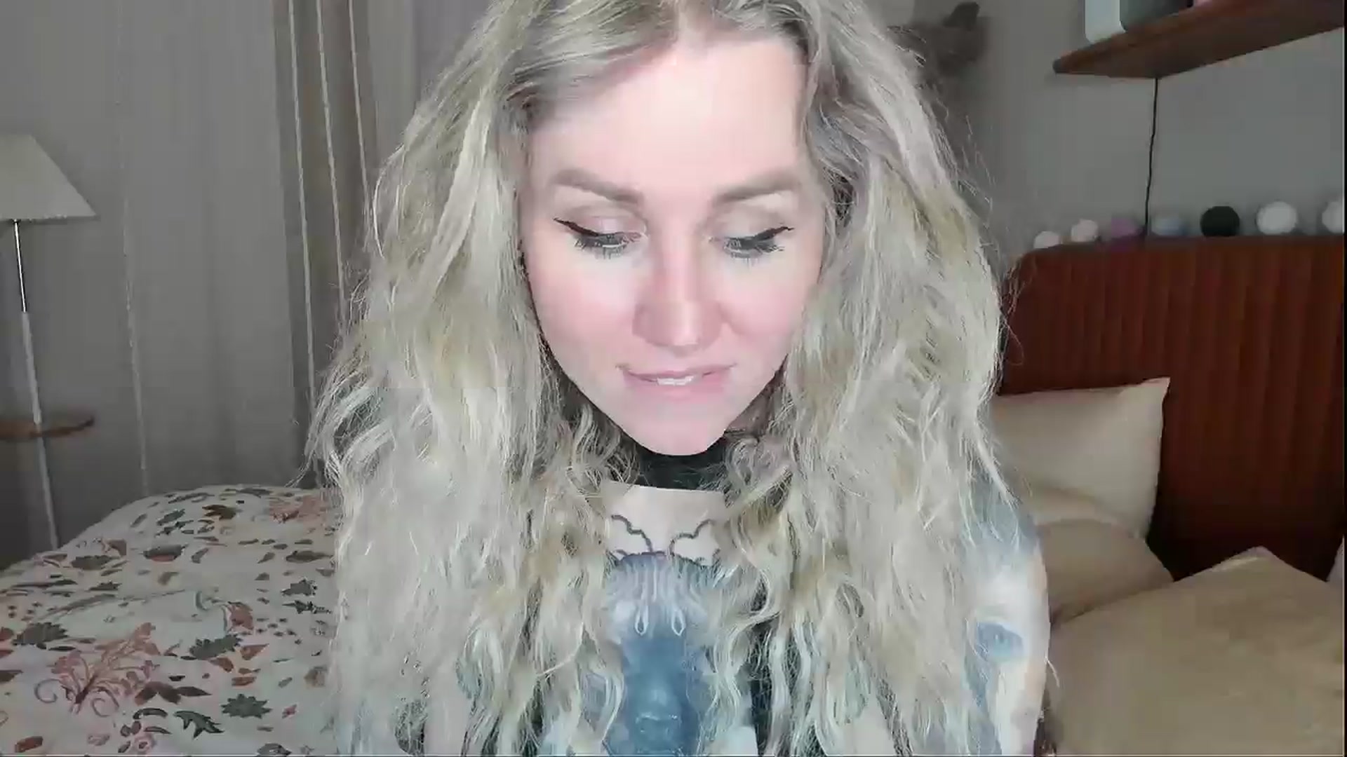 Gallery image thumbnail from Alexa_Smithhh's myfreecams stream on, 04/15/2026, 21:10 image 11 of 20