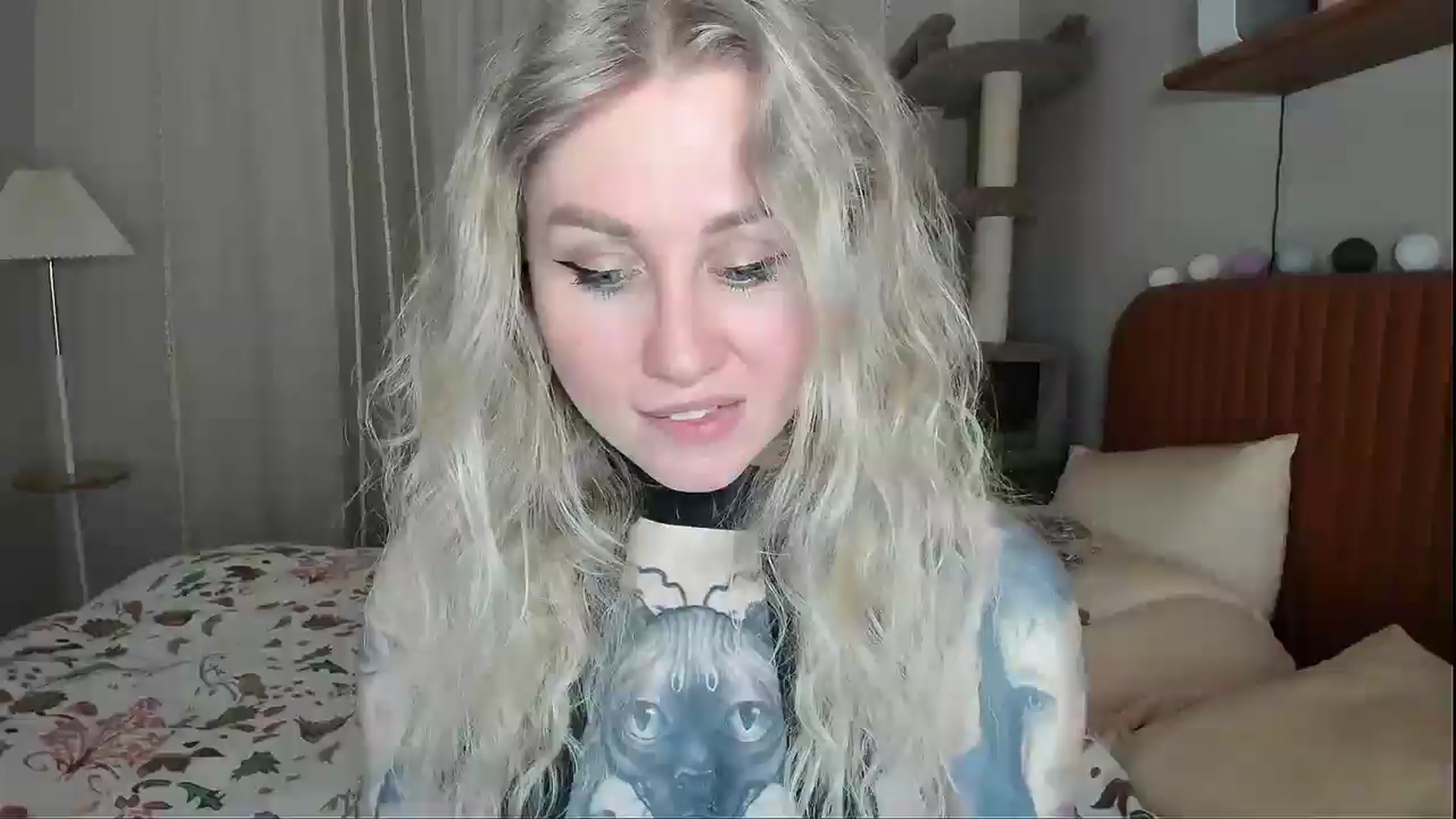 Gallery image thumbnail from Alexa_Smithhh's myfreecams stream on, 04/15/2026, 21:10 image 3 of 20