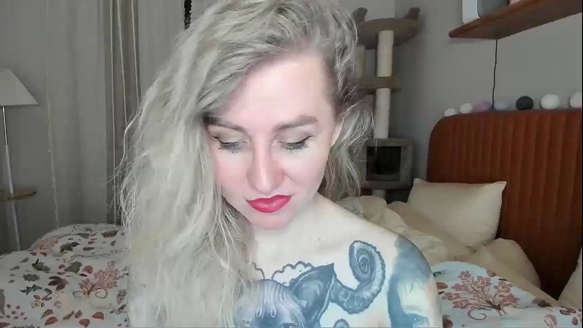 Gallery image thumbnail from Alexa_Smithhh's myfreecams stream on, 04/16/2026, 20:40 image 8 of 20