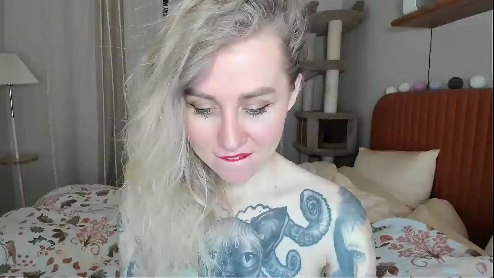 Gallery image thumbnail from Alexa_Smithhh's myfreecams stream on, 04/16/2026, 20:40 image 18 of 20