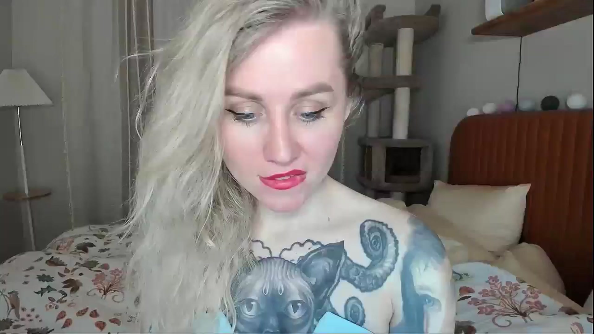 Gallery image thumbnail from Alexa_Smithhh's myfreecams stream on, 04/16/2026, 20:40 image 1 of 20