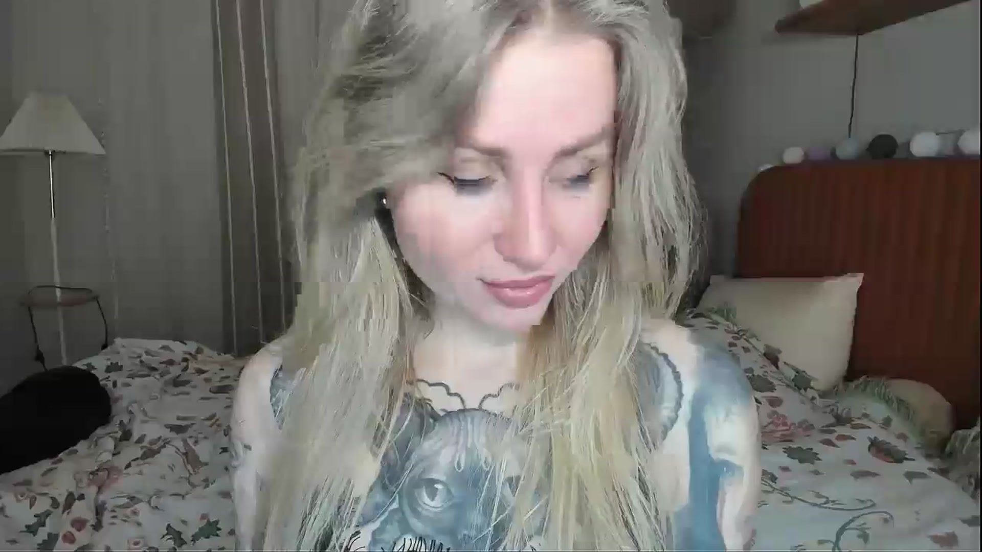 Gallery image thumbnail from Alexa_Smithhh's myfreecams stream on, 04/19/2026, 19:14 image 7 of 20