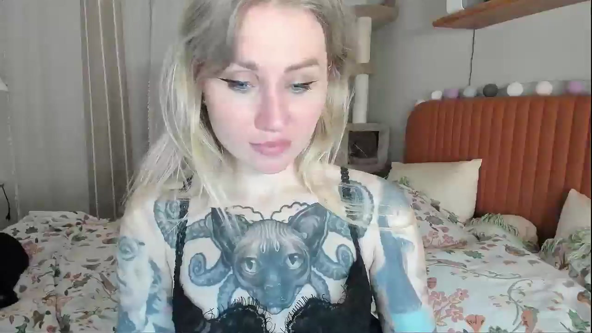 Gallery image thumbnail from Alexa_Smithhh's myfreecams stream on, 04/19/2026, 19:14 image 17 of 20