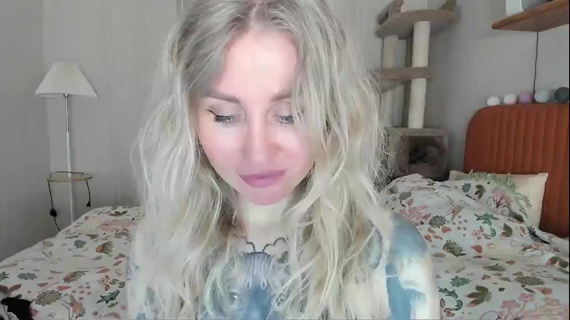 Gallery image thumbnail from Alexa_Smithhh's myfreecams stream on, 04/21/2026, 20:22 image 19 of 20