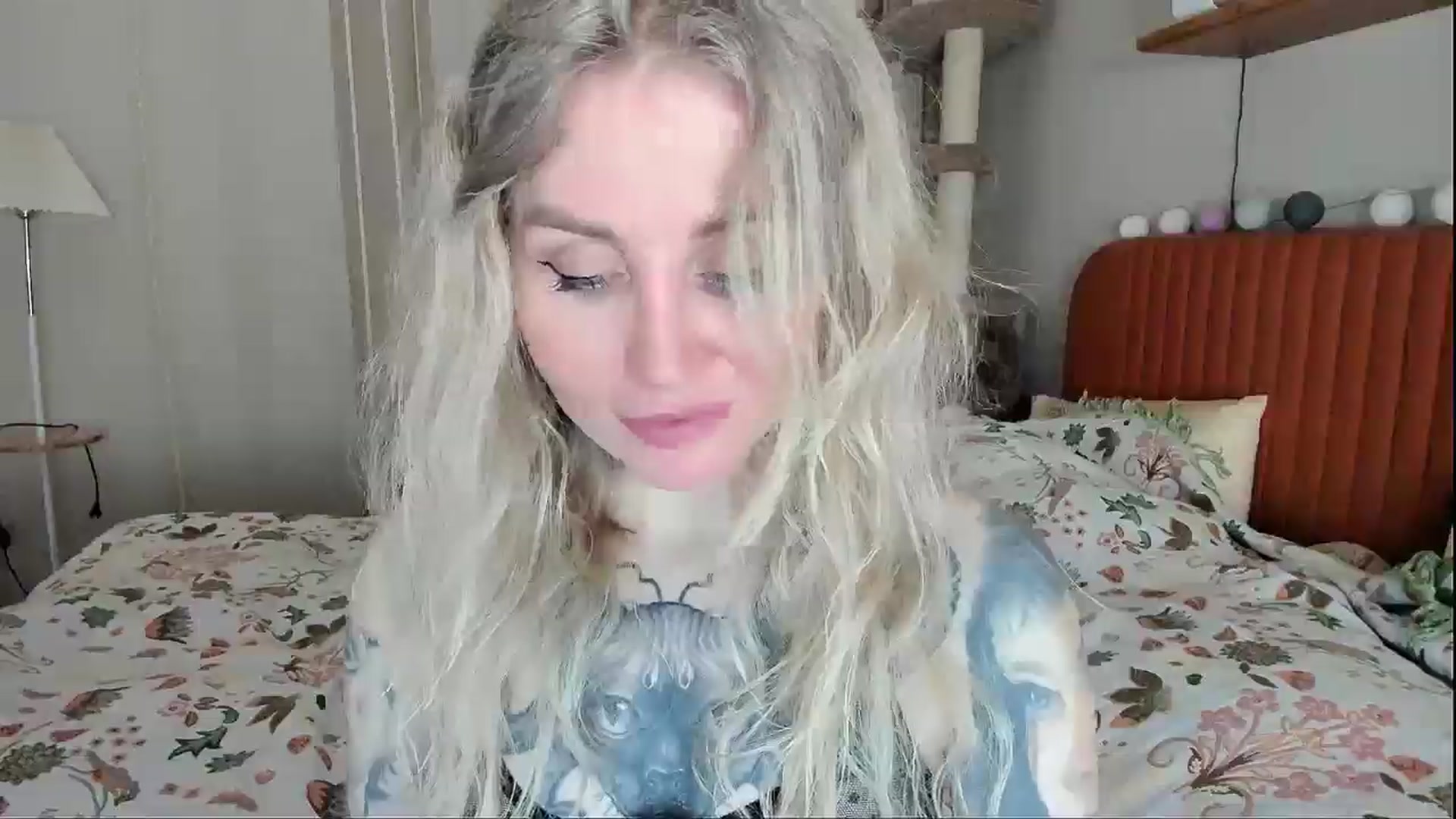 Gallery image thumbnail from Alexa_Smithhh's myfreecams stream on, 04/21/2026, 21:18 image 2 of 20