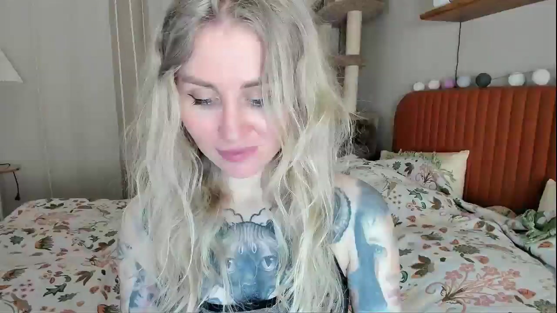 Gallery image thumbnail from Alexa_Smithhh's myfreecams stream on, 04/21/2026, 21:18 image 20 of 20