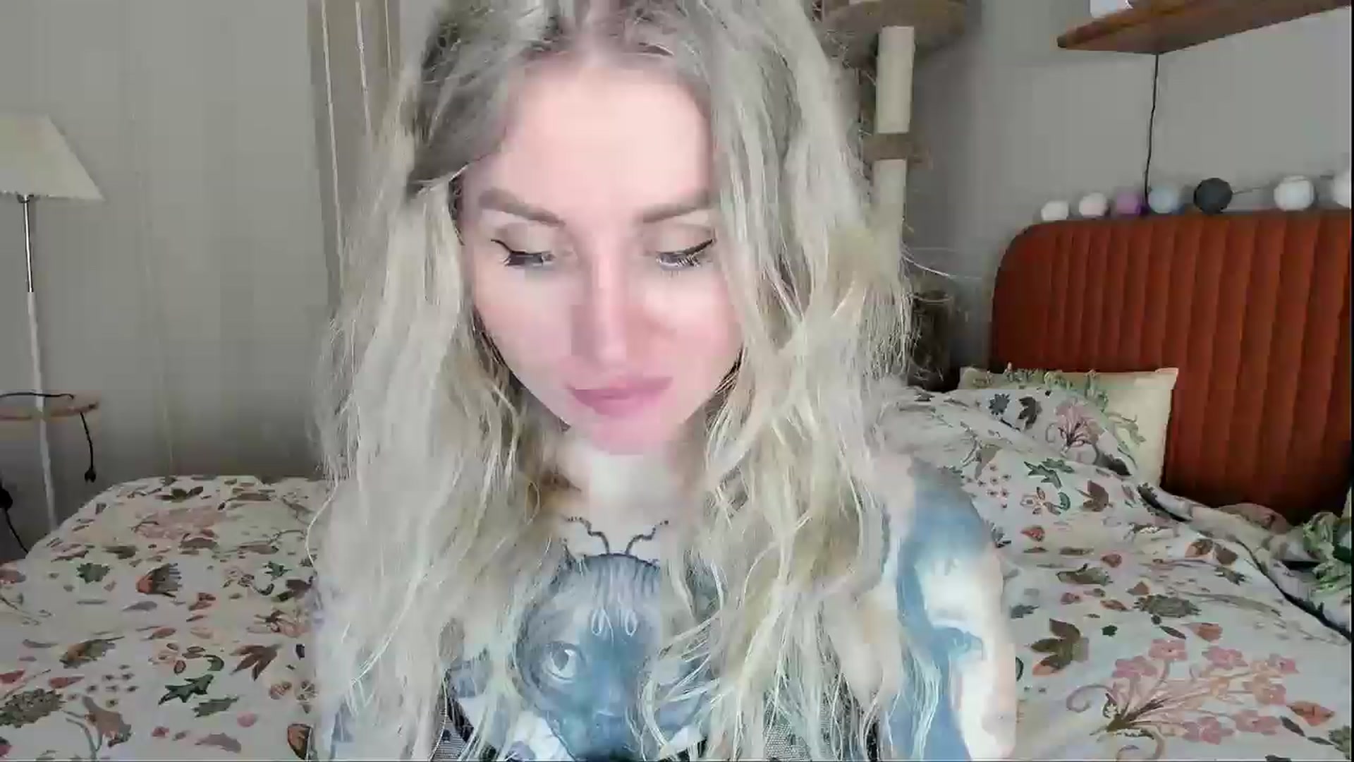 Gallery image thumbnail from Alexa_Smithhh's myfreecams stream on, 04/21/2026, 21:18 image 8 of 20