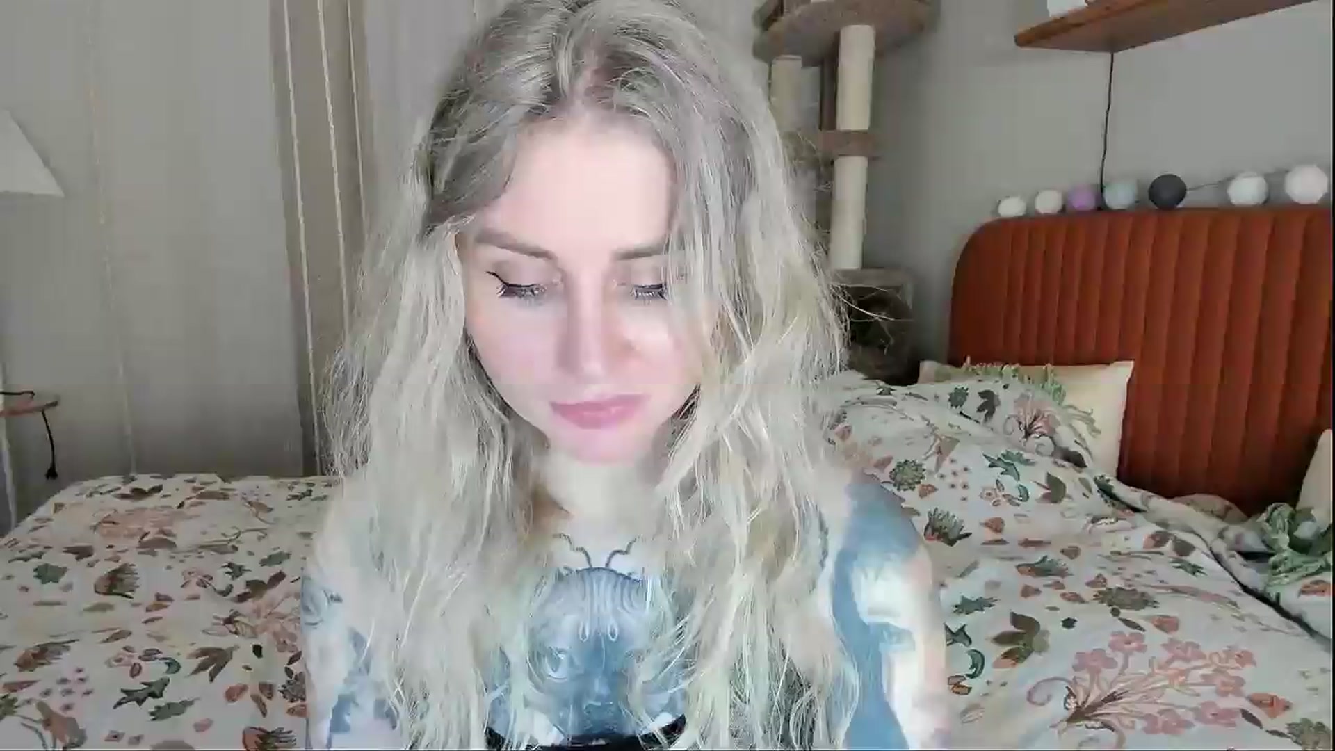 Gallery image thumbnail from Alexa_Smithhh's myfreecams stream on, 04/21/2026, 21:18 image 17 of 20