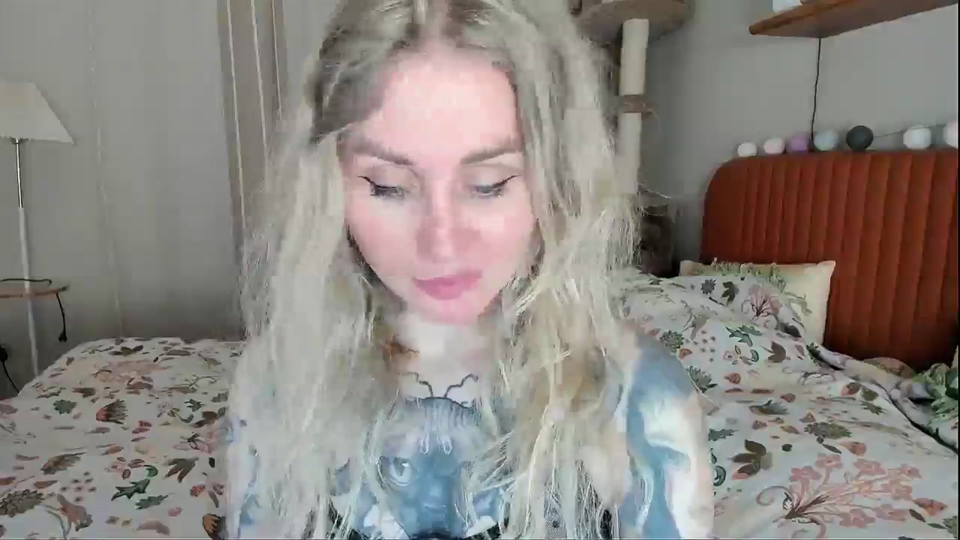Gallery image thumbnail from Alexa_Smithhh's myfreecams stream on, 04/21/2026, 21:18 image 6 of 20