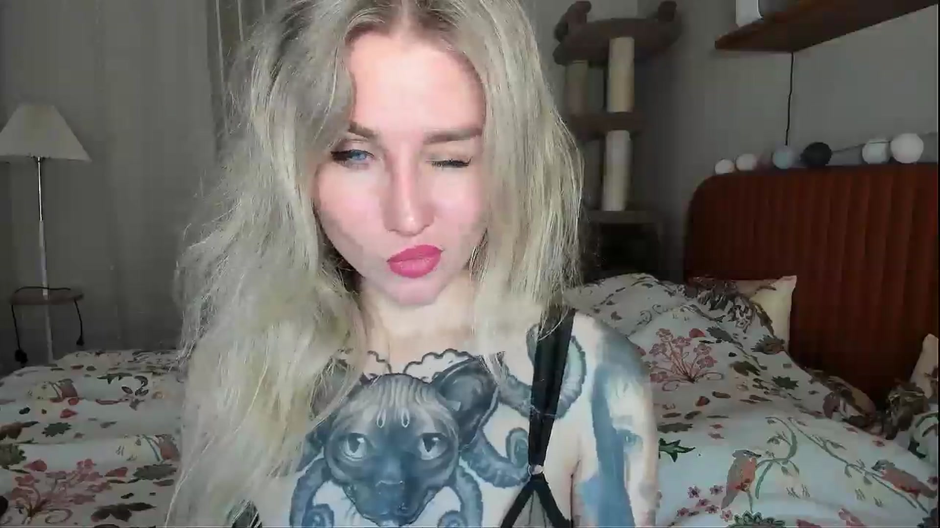 Gallery image thumbnail from Alexa_Smithhh's myfreecams stream on, 04/26/2026, 18:10 image 8 of 20