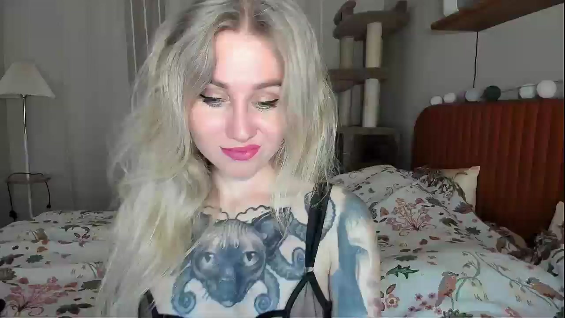 Gallery image thumbnail from Alexa_Smithhh's myfreecams stream on, 04/26/2026, 18:10 image 15 of 20