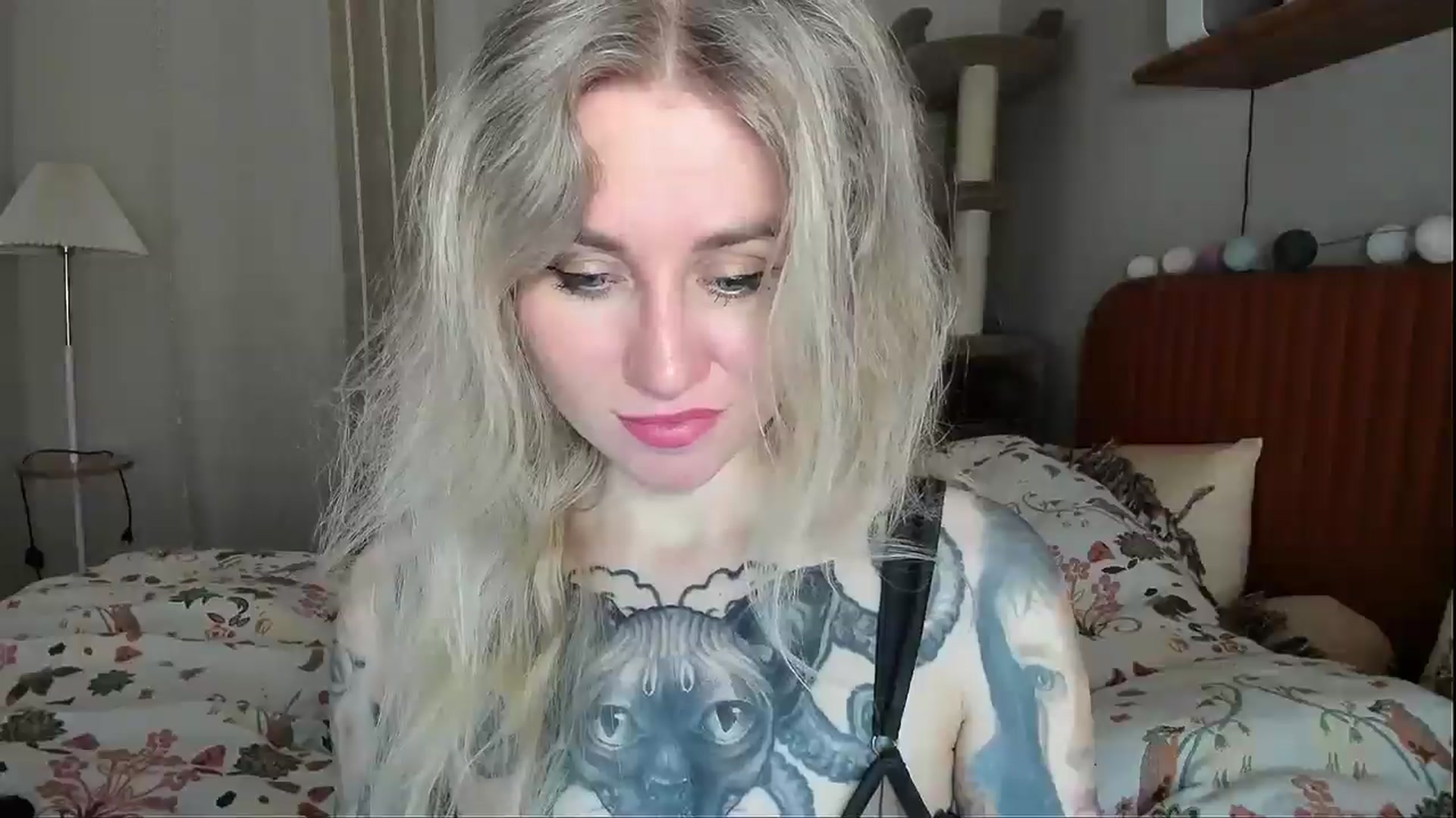 Gallery image thumbnail from Alexa_Smithhh's myfreecams stream on, 04/26/2026, 19:10 image 14 of 20