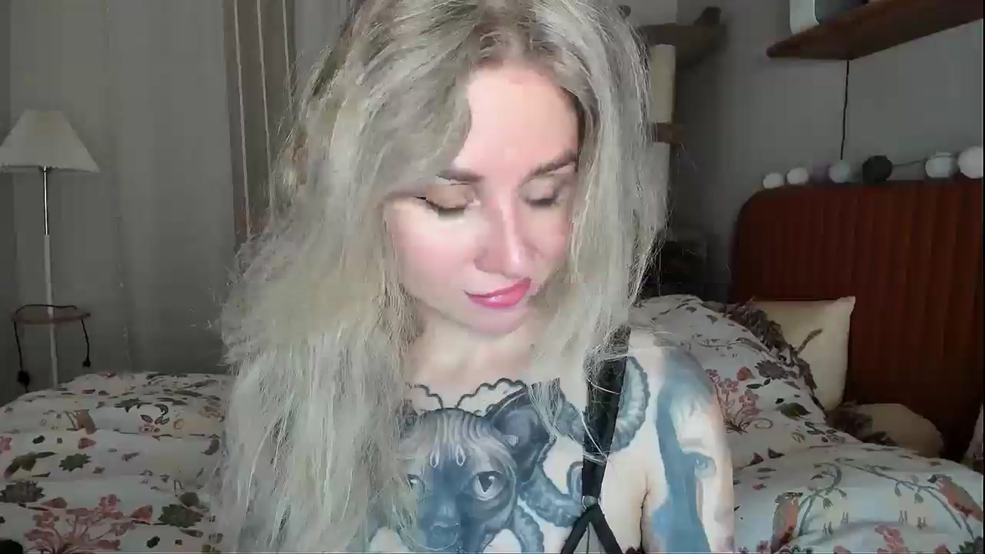 Gallery image thumbnail from Alexa_Smithhh's myfreecams stream on, 04/26/2026, 19:10 image 9 of 20