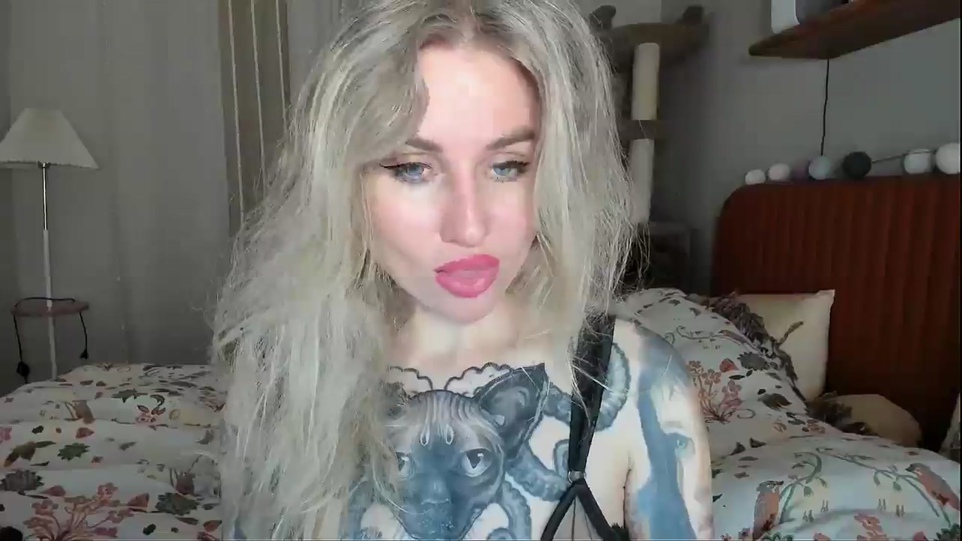 Gallery image thumbnail from Alexa_Smithhh's myfreecams stream on, 04/26/2026, 19:10 image 11 of 20