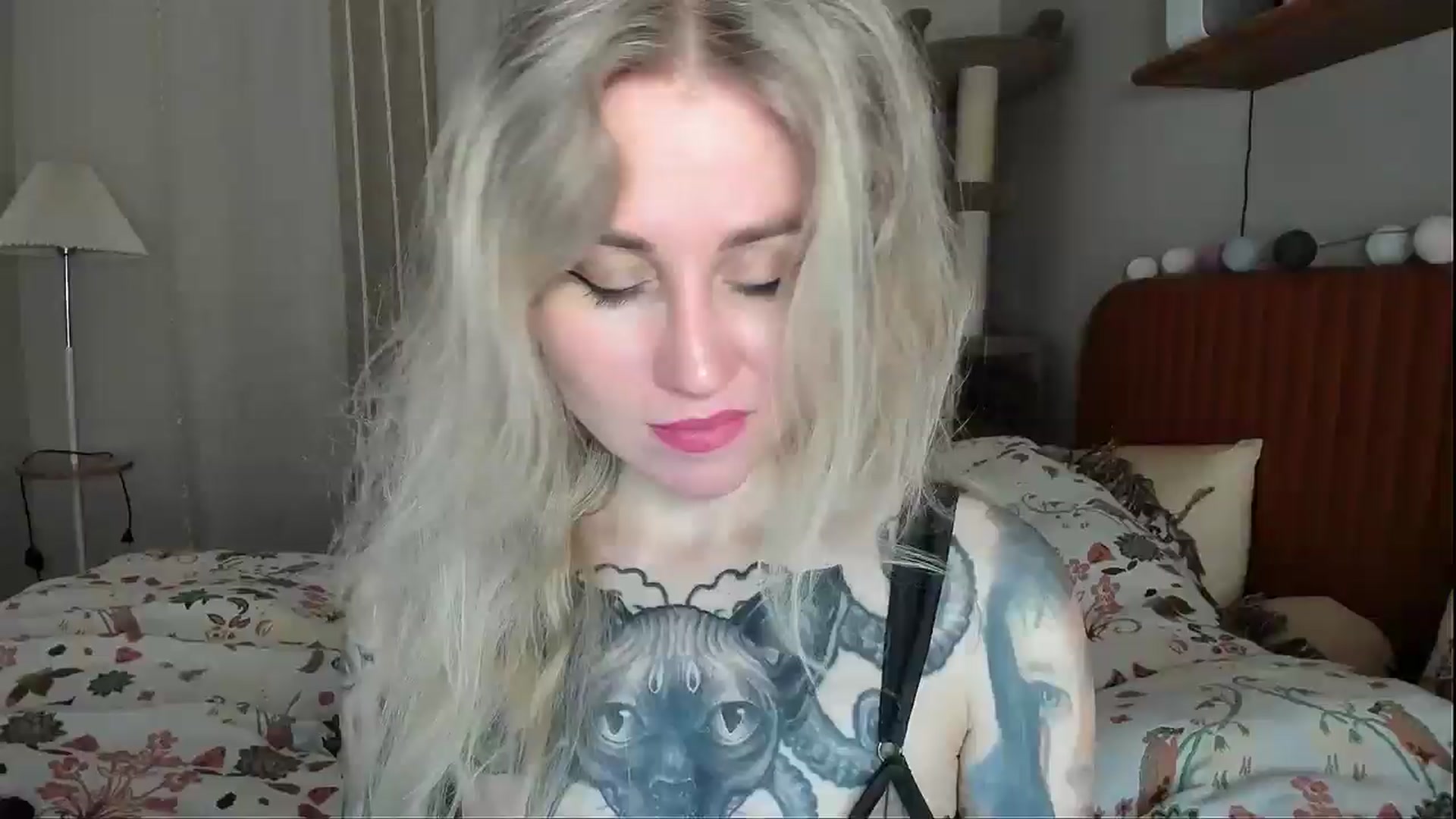 Gallery image thumbnail from Alexa_Smithhh's myfreecams stream on, 04/26/2026, 19:10 image 15 of 20