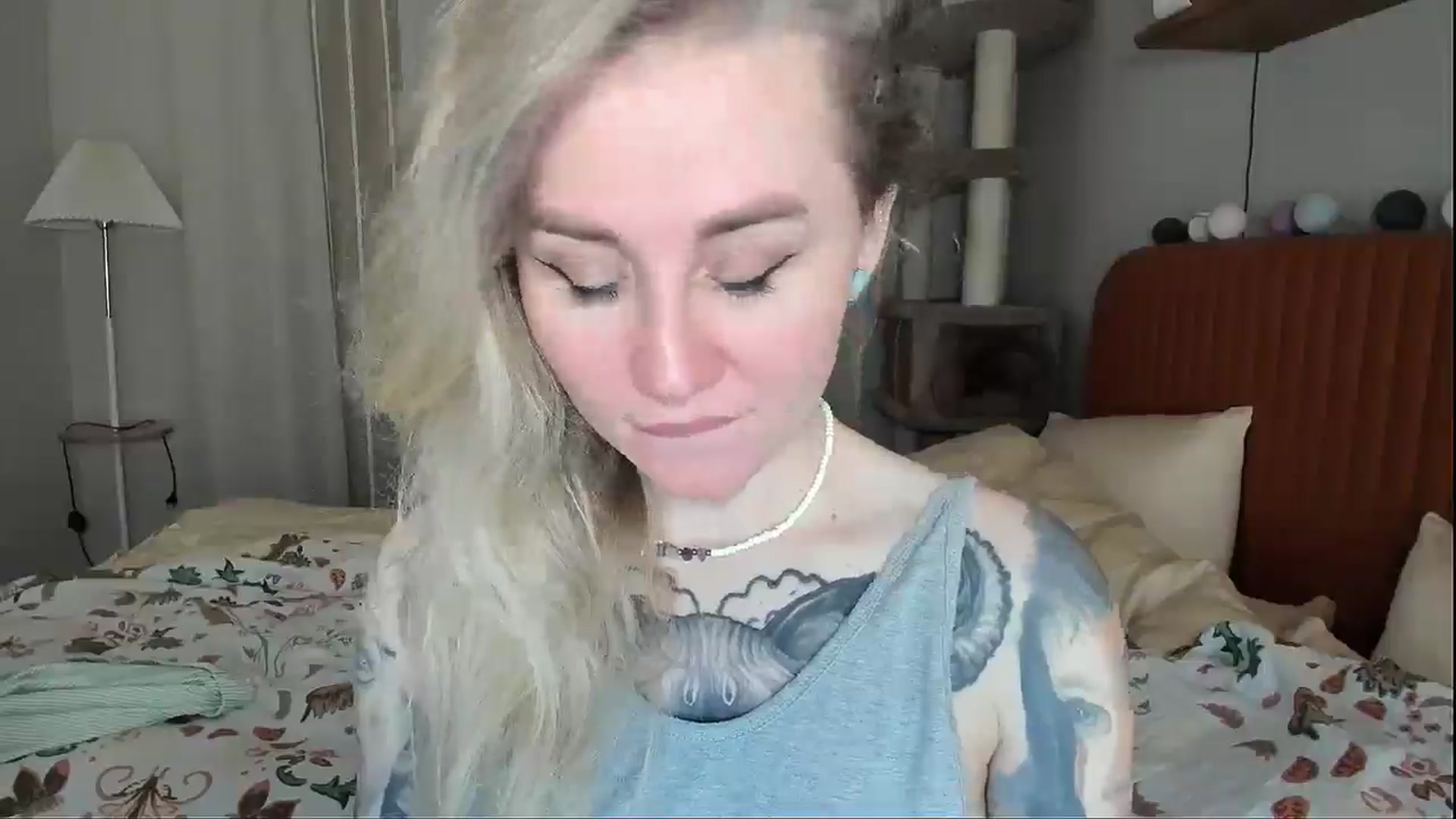 Gallery image thumbnail from Alexa_Smithhh's myfreecams stream on, 04/28/2026, 19:20 image 20 of 20
