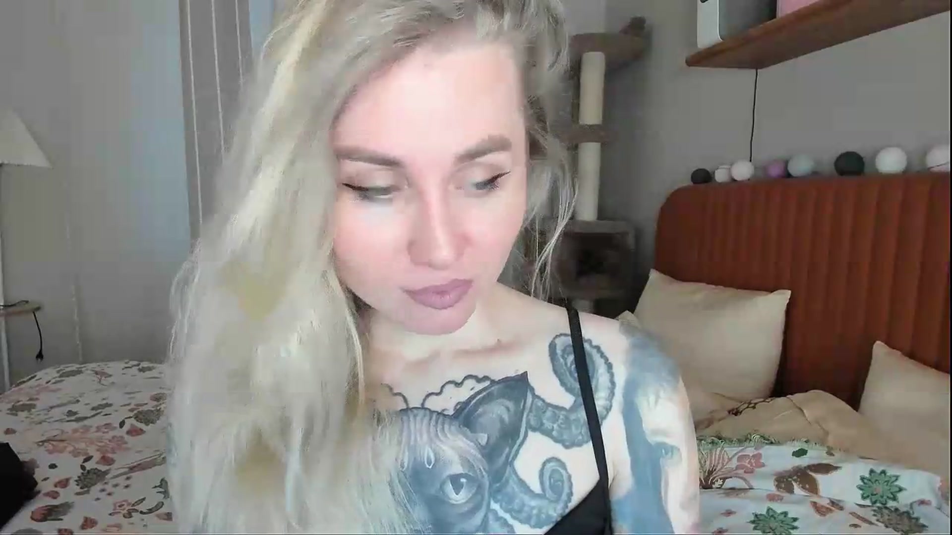 Gallery image thumbnail from Alexa_Smithhh's myfreecams stream on, 04/30/2026, 18:50 image 3 of 20