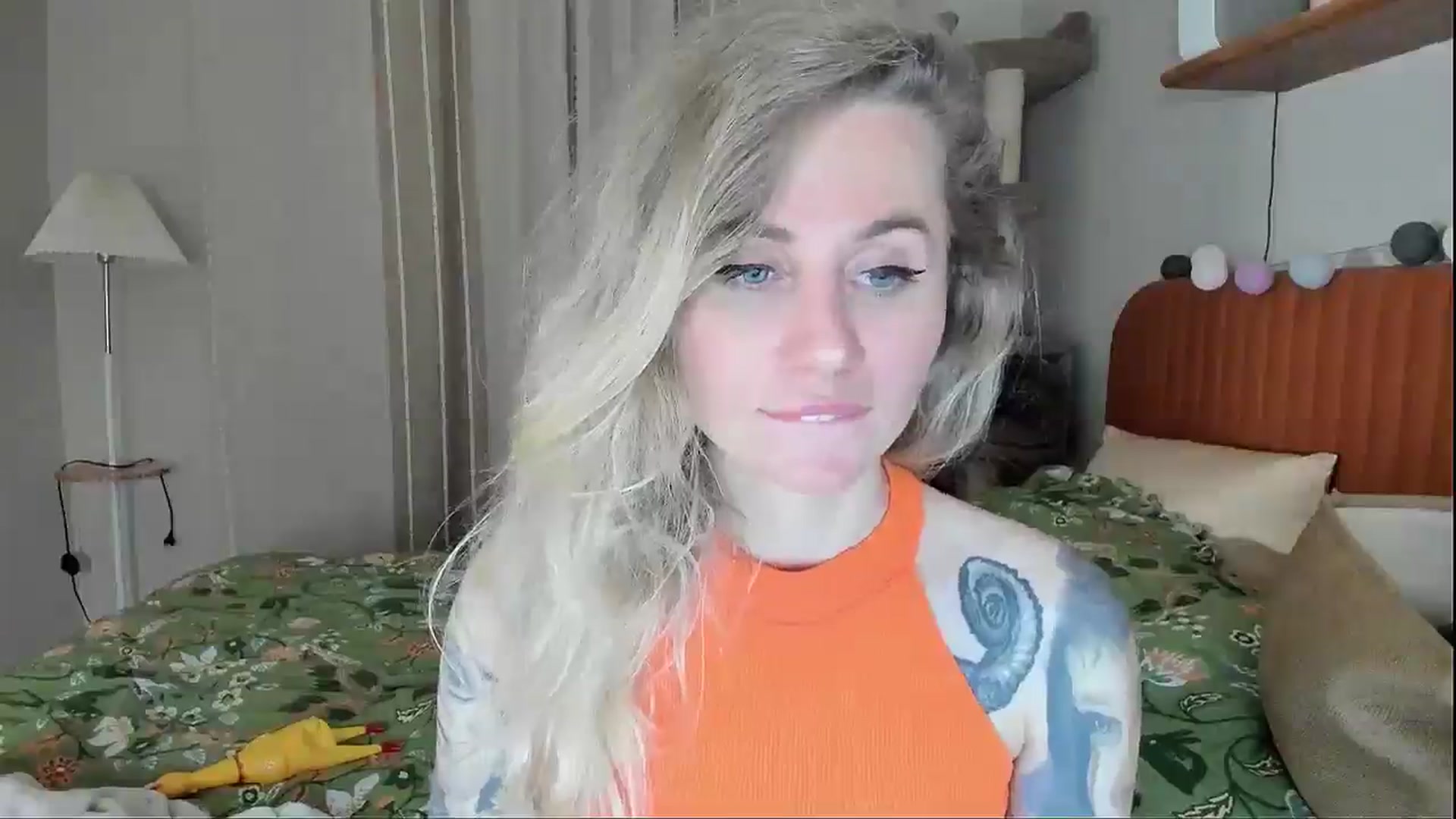 Gallery image thumbnail from Alexa_Smithhh's myfreecams stream on, 05/04/2026, 21:35 image 4 of 20