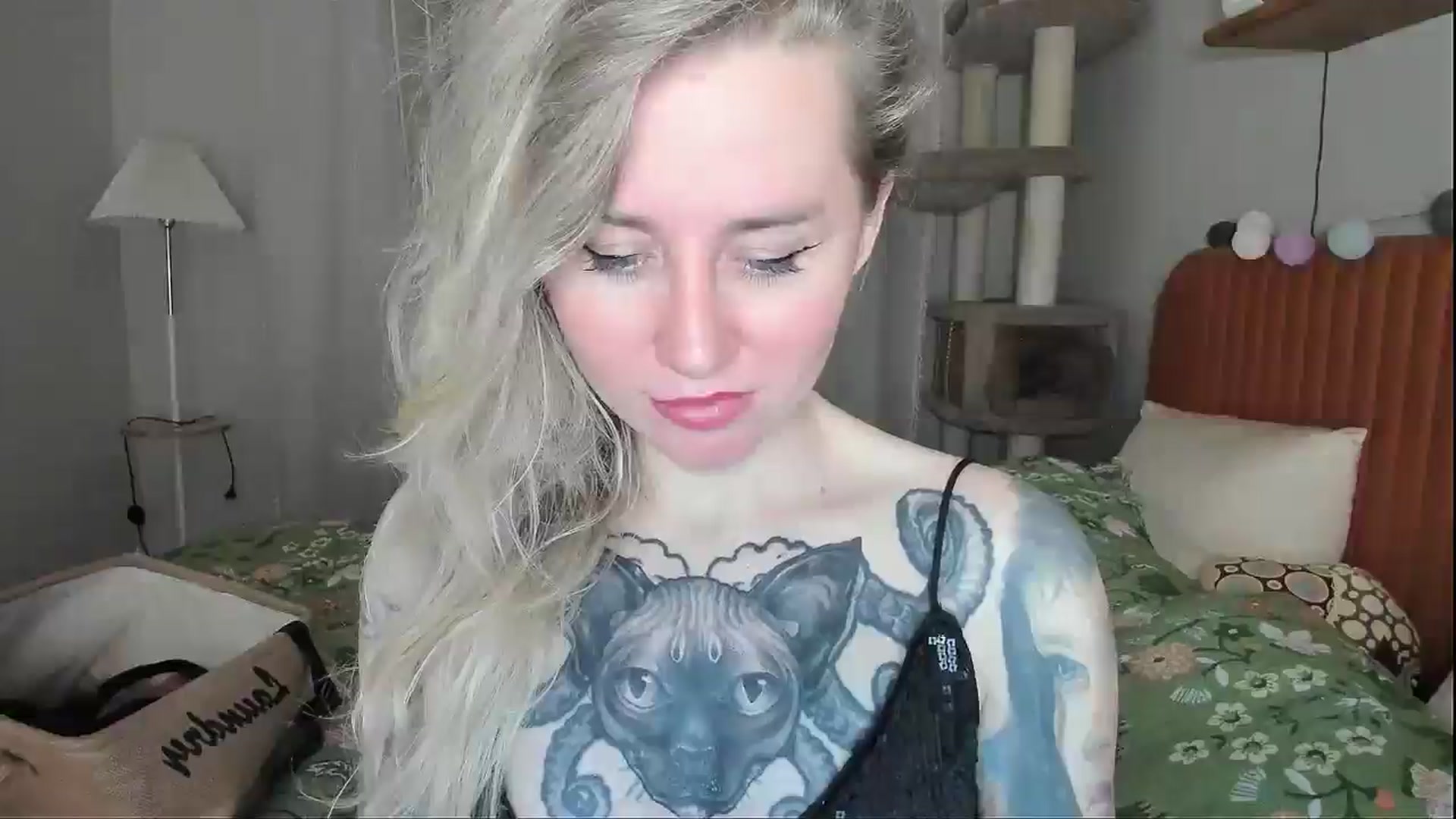 Gallery image thumbnail from Alexa_Smithhh's myfreecams stream on, 05/05/2026, 20:33 image 3 of 20