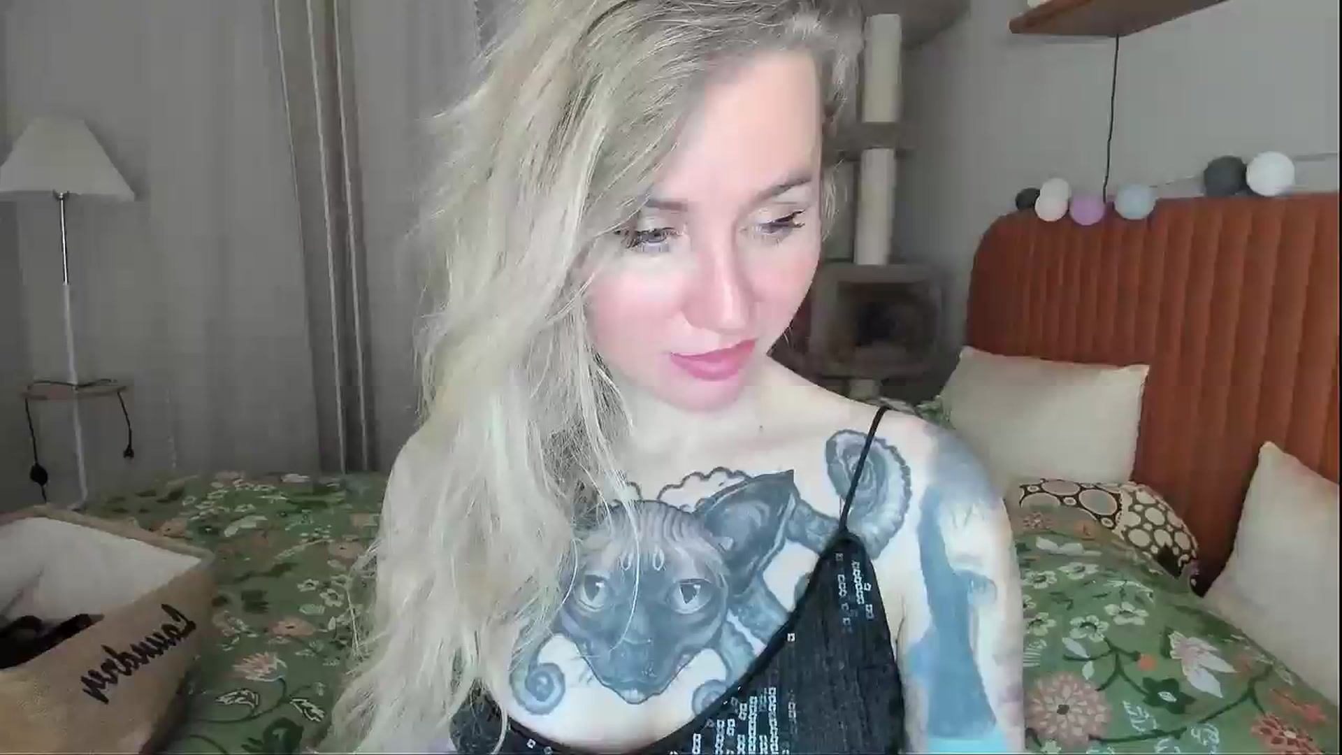 Gallery image thumbnail from Alexa_Smithhh's myfreecams stream on, 05/05/2026, 20:33 image 13 of 20