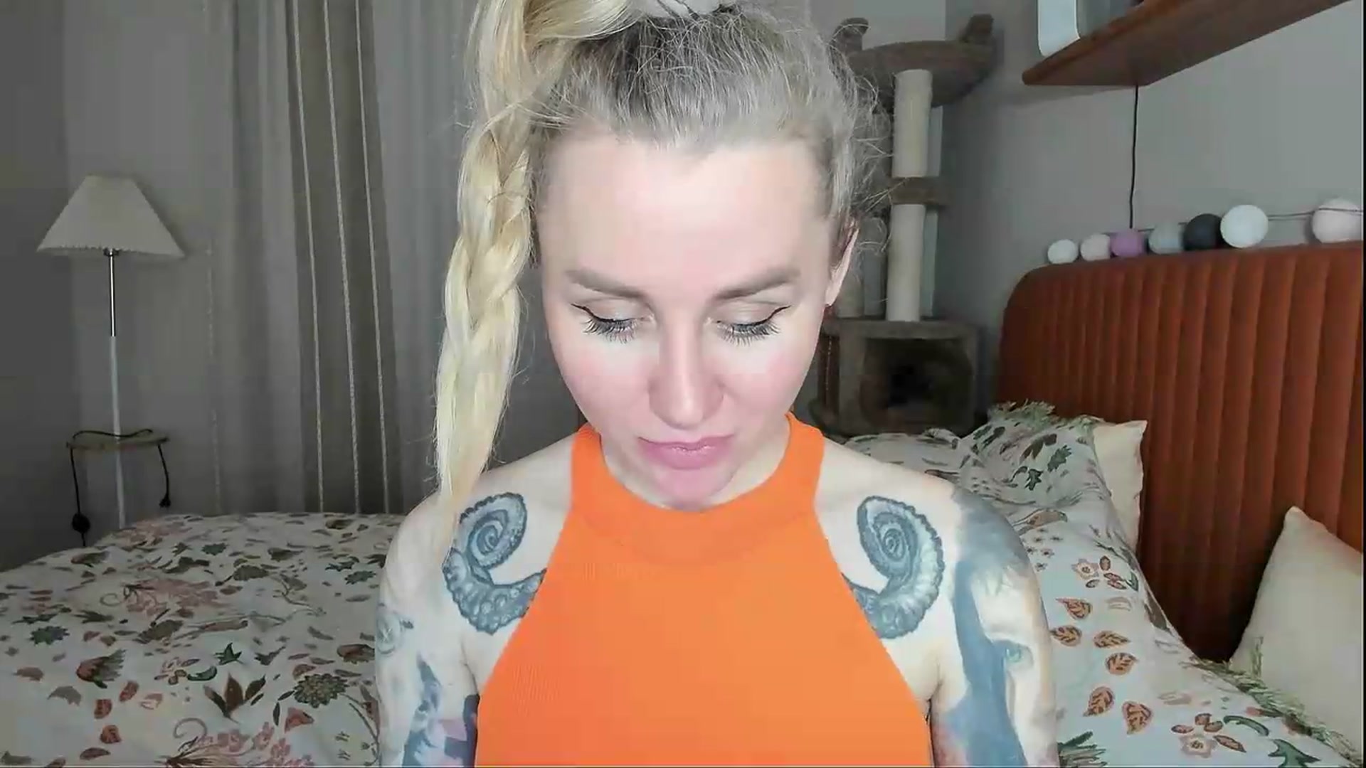 Gallery image thumbnail from Alexa_Smithhh's myfreecams stream on, 05/12/2026, 19:05 image 19 of 20
