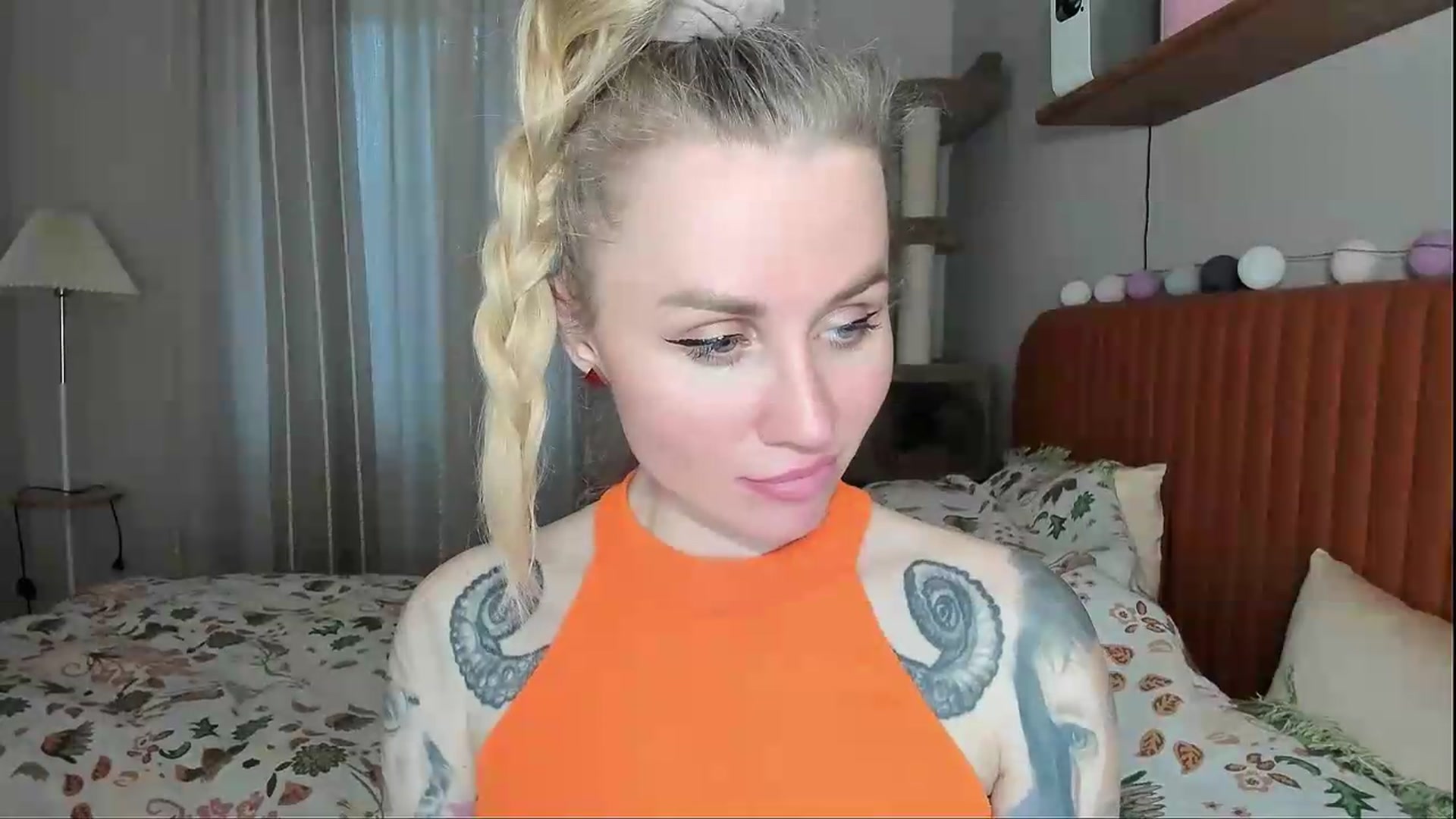 Gallery image thumbnail from Alexa_Smithhh's myfreecams stream on, 05/12/2026, 19:05 image 7 of 20
