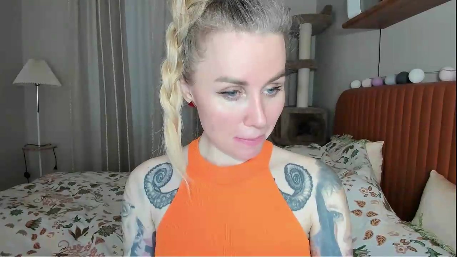 Gallery image thumbnail from Alexa_Smithhh's myfreecams stream on, 05/12/2026, 19:05 image 15 of 20