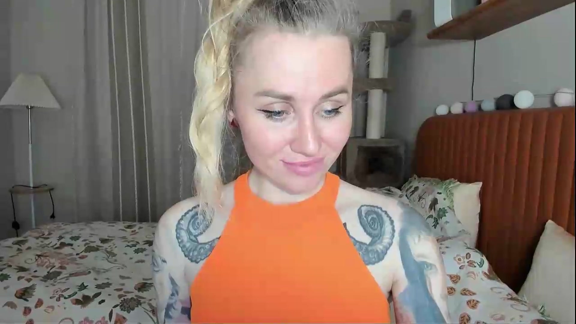 Gallery image thumbnail from Alexa_Smithhh's myfreecams stream on, 05/12/2026, 21:02 image 8 of 20