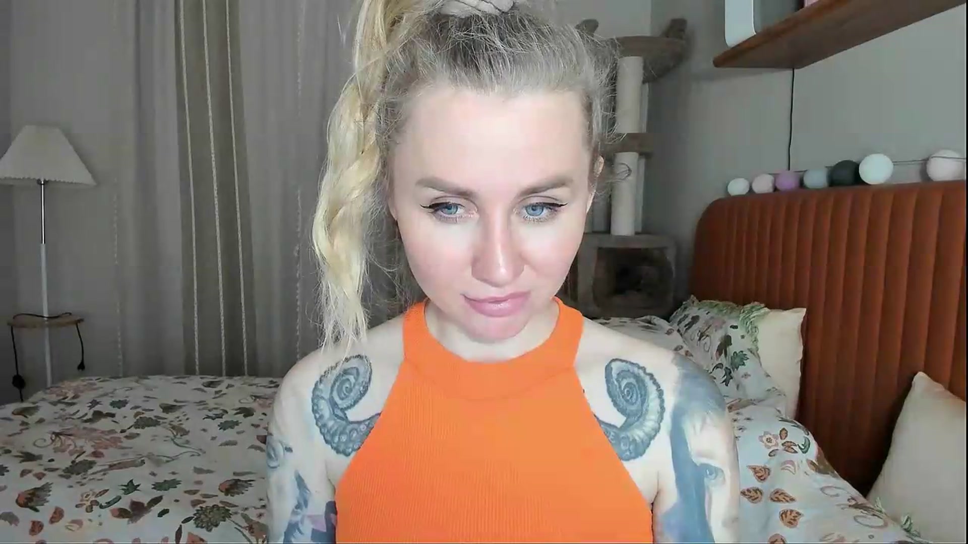 Gallery image thumbnail from Alexa_Smithhh's myfreecams stream on, 05/12/2026, 21:02 image 14 of 20