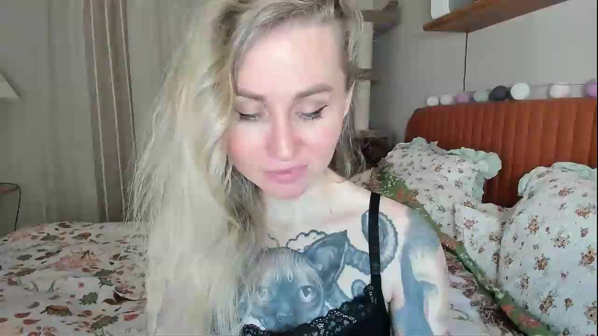 Gallery image thumbnail from Alexa_Smithhh's myfreecams stream on, 05/15/2026, 20:22 image 12 of 20