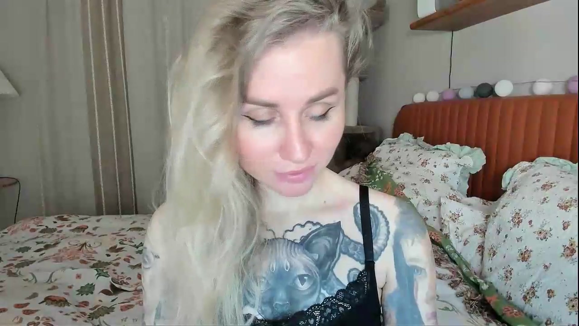 Gallery image thumbnail from Alexa_Smithhh's myfreecams stream on, 05/15/2026, 20:22 image 11 of 20