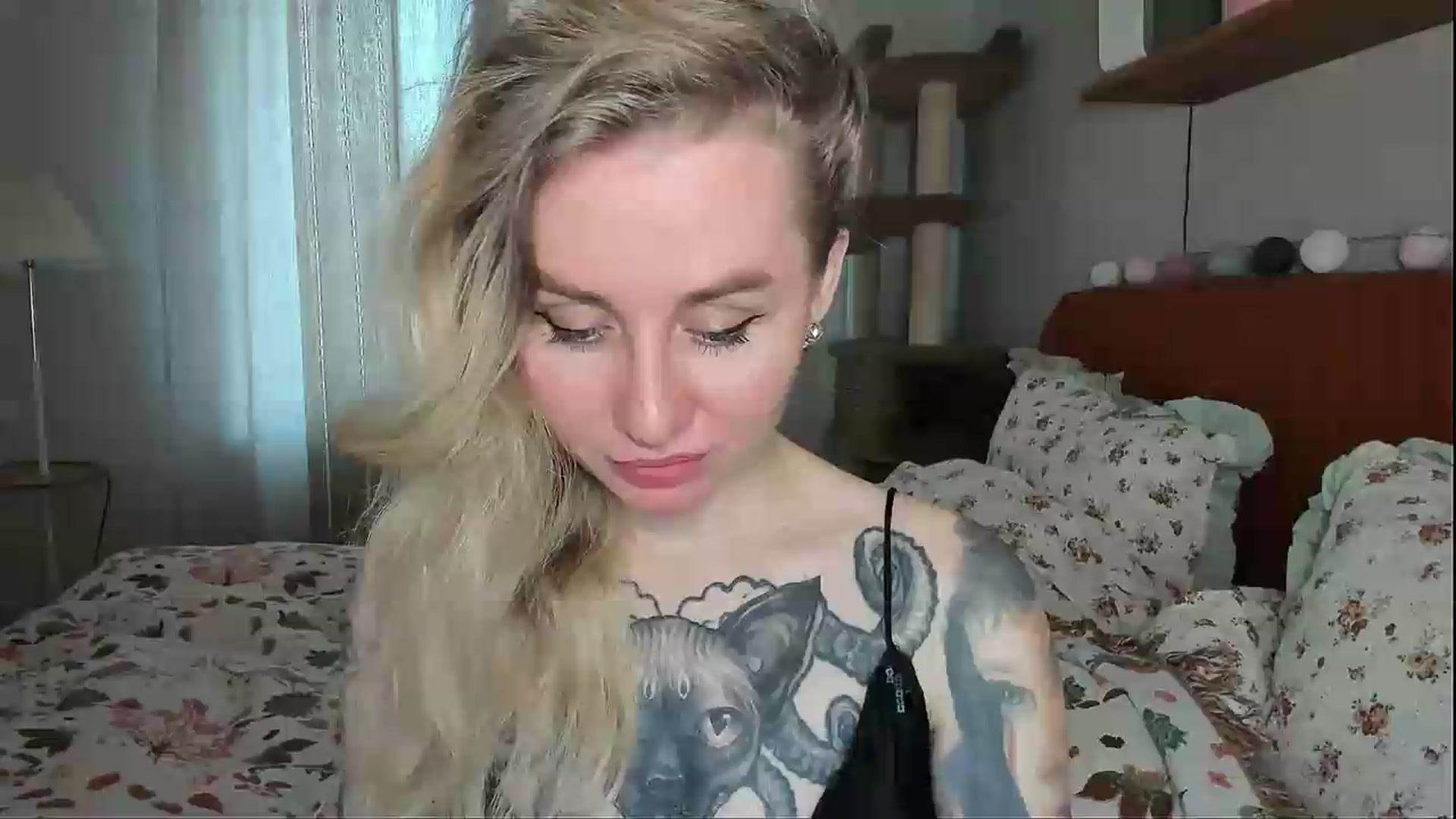Gallery image thumbnail from Alexa_Smithhh's myfreecams stream on, 05/17/2026, 18:44 image 1 of 20