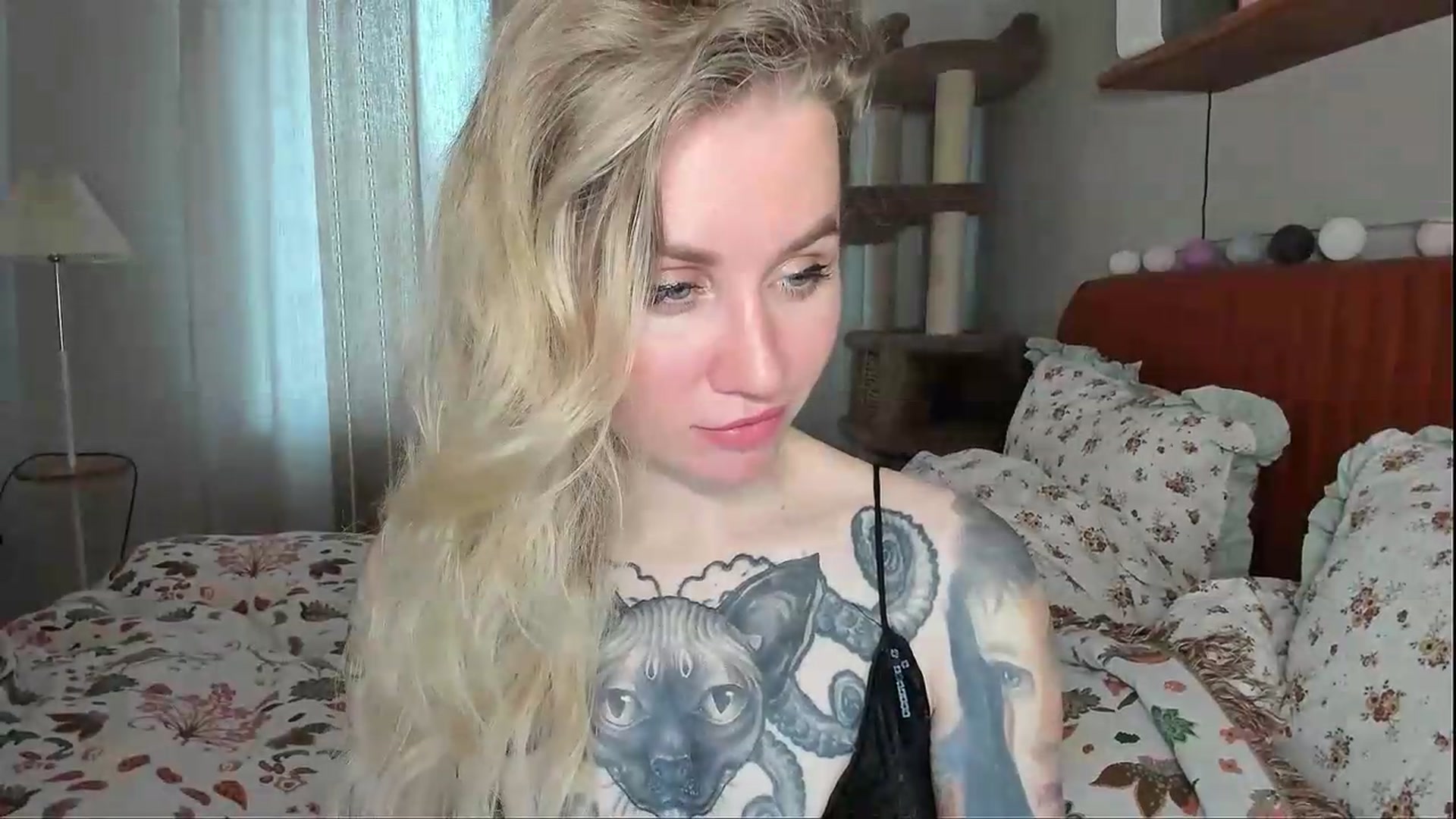 Gallery image thumbnail from Alexa_Smithhh's myfreecams stream on, 05/17/2026, 18:44 image 5 of 20