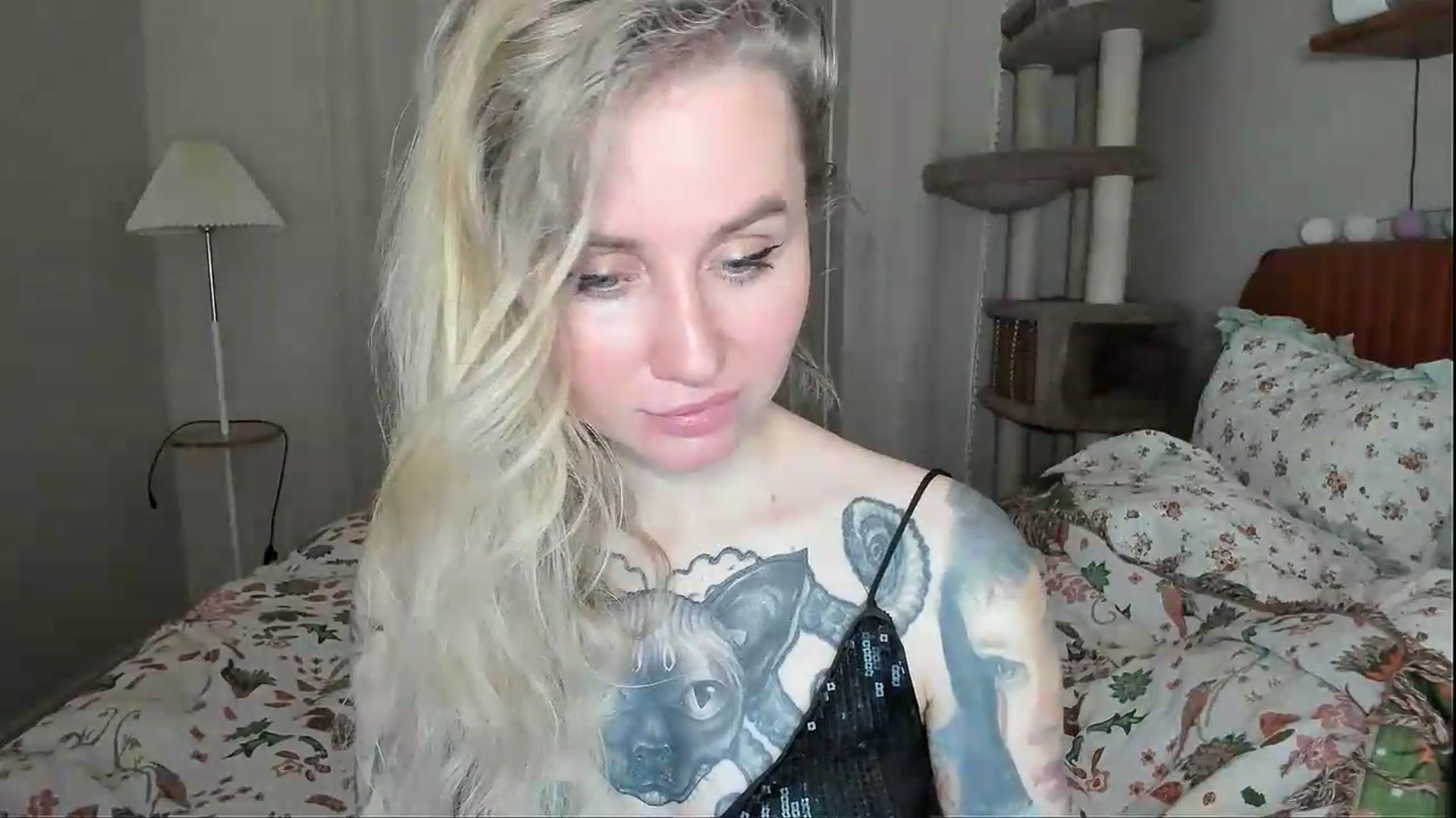 Gallery image thumbnail from Alexa_Smithhh's myfreecams stream on, 05/17/2026, 21:28 image 8 of 20
