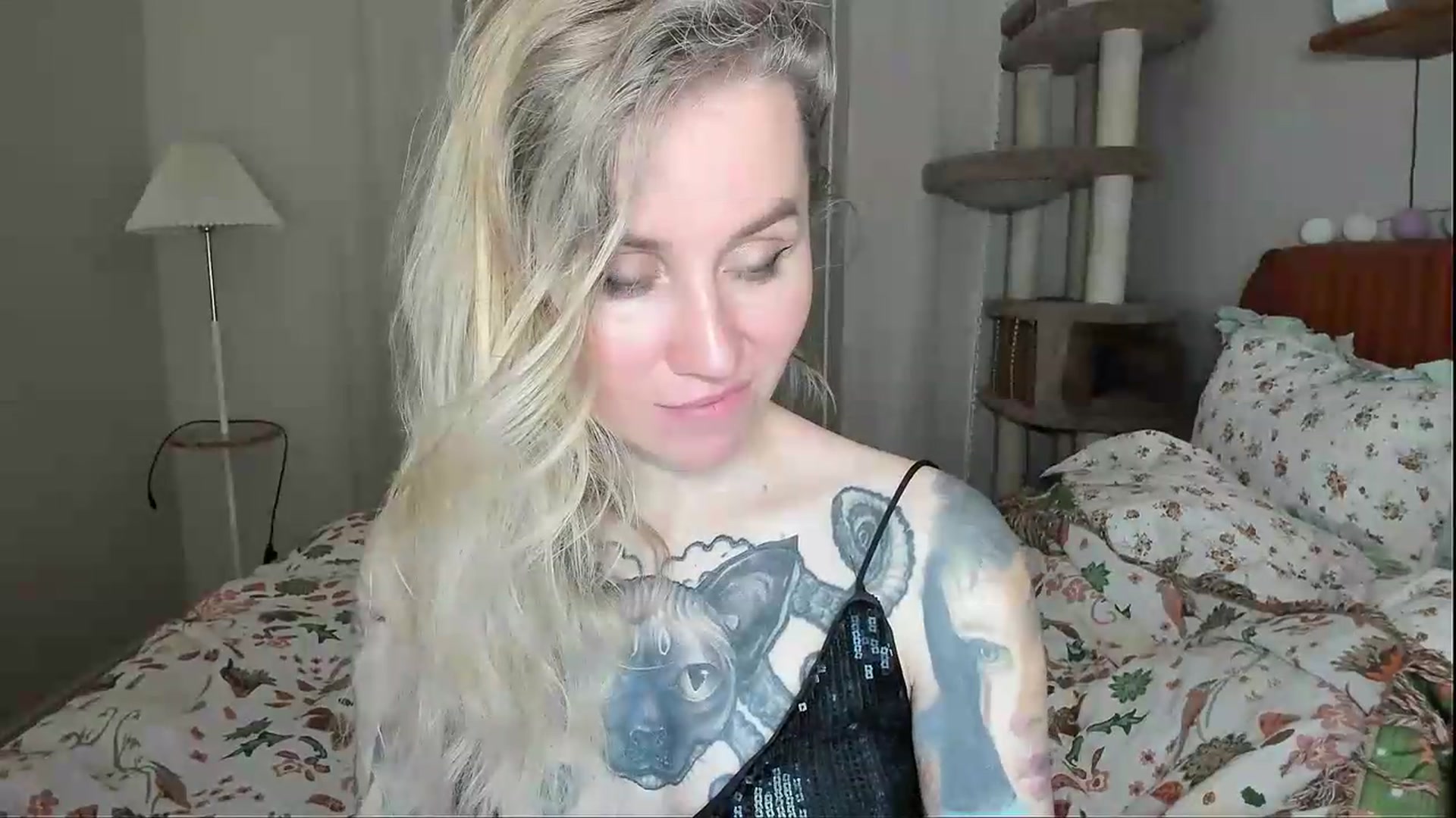 Gallery image thumbnail from Alexa_Smithhh's myfreecams stream on, 05/17/2026, 21:28 image 7 of 20