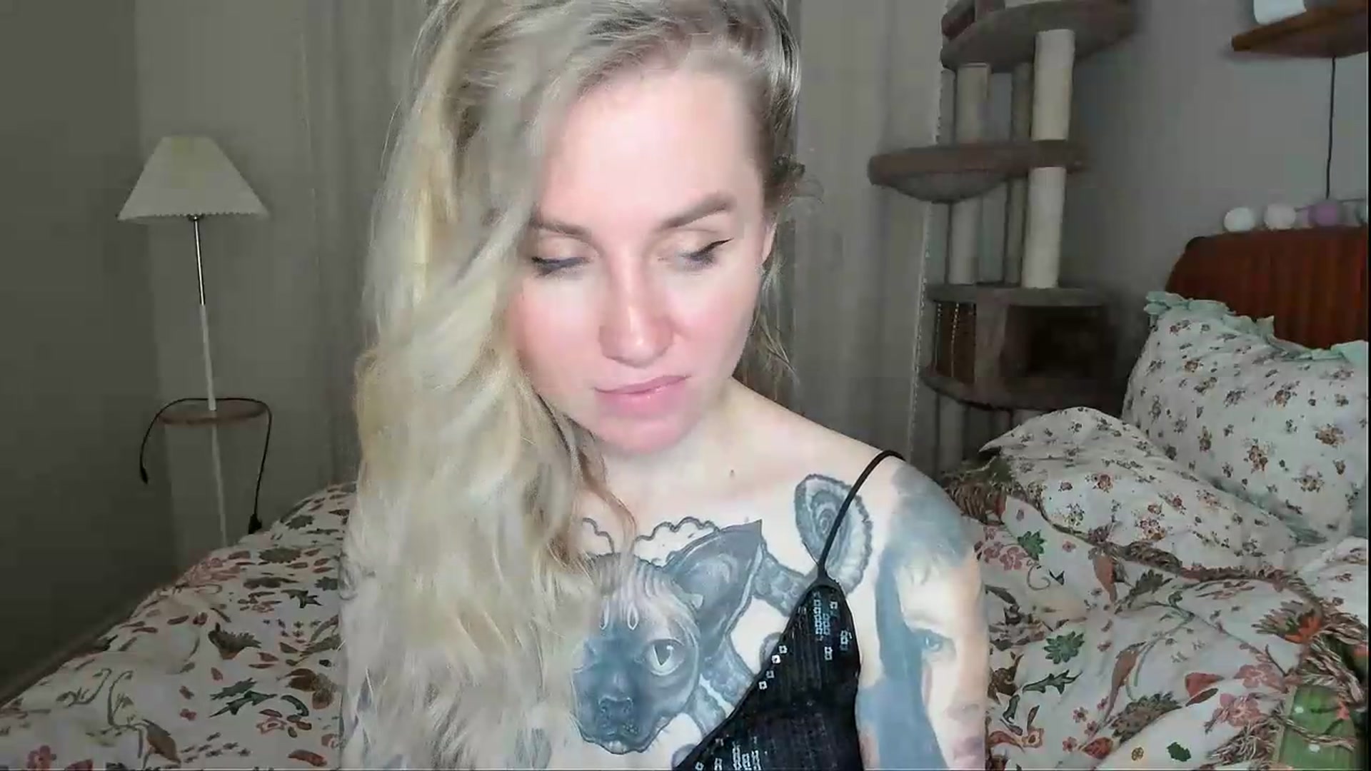 Gallery image thumbnail from Alexa_Smithhh's myfreecams stream on, 05/17/2026, 21:28 image 4 of 20