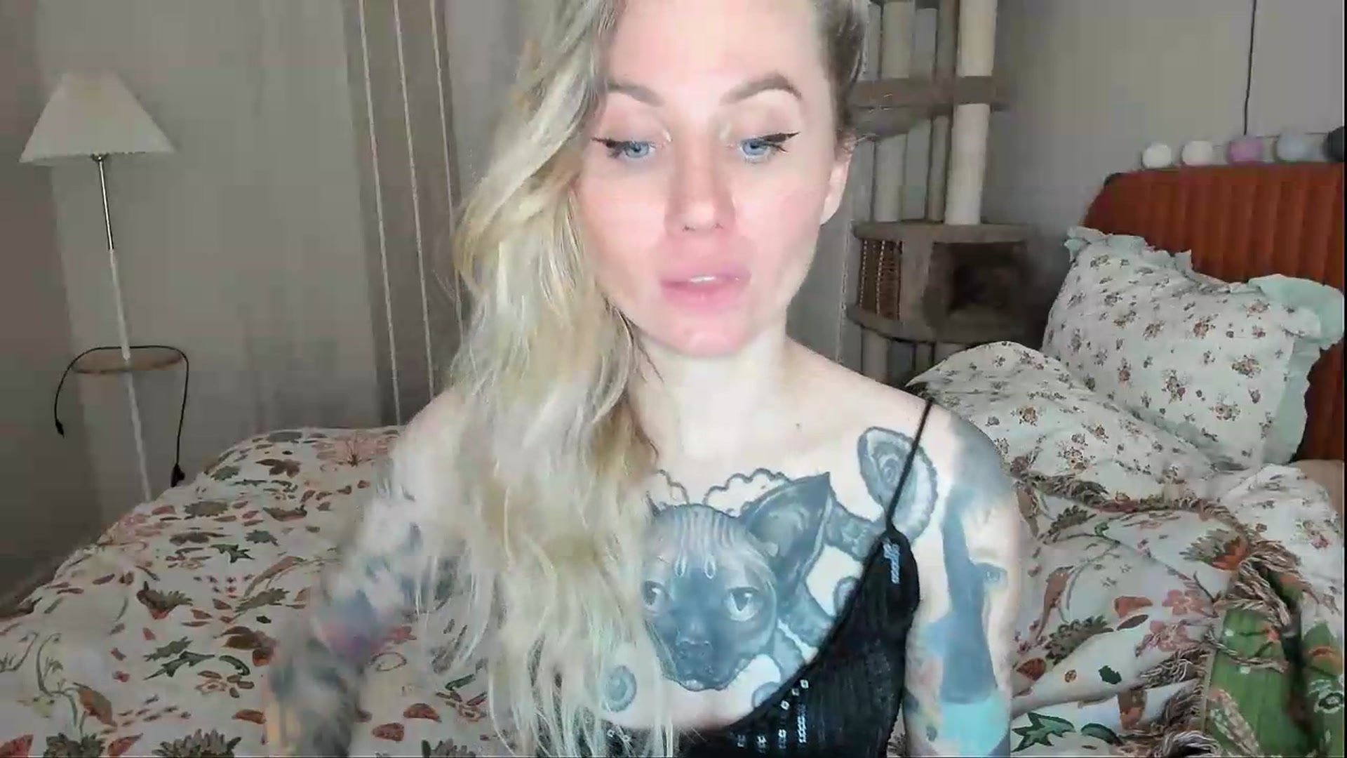 Gallery image thumbnail from Alexa_Smithhh's myfreecams stream on, 05/17/2026, 21:28 image 19 of 20