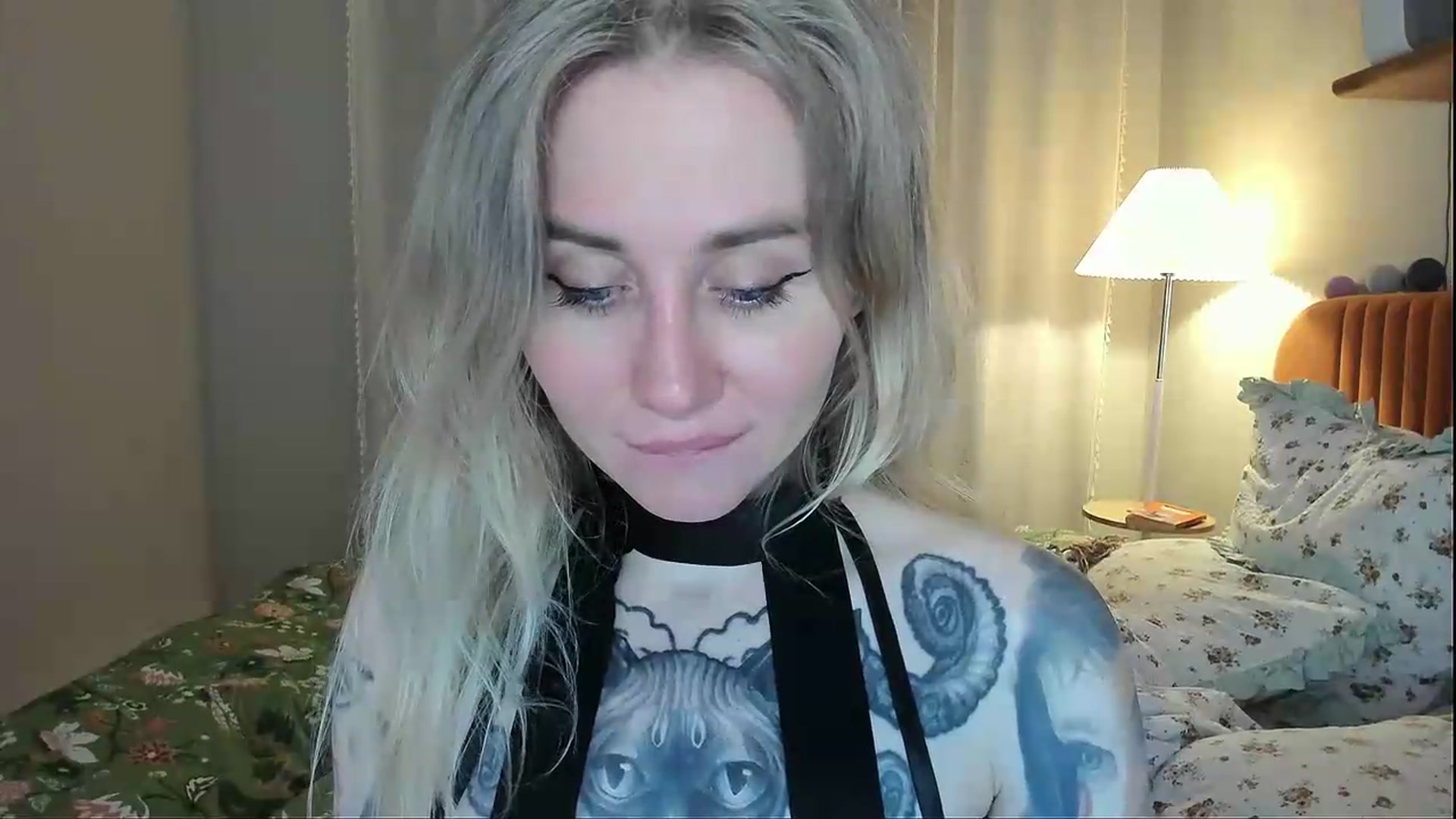 Gallery image thumbnail from Alexa_Smithhh's myfreecams stream on, 05/21/2026, 21:20 image 14 of 20
