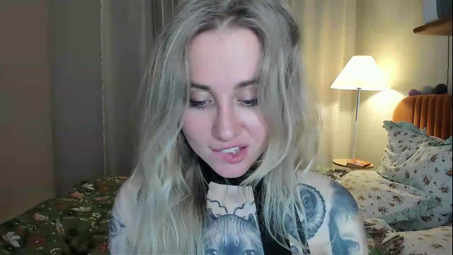 Gallery image thumbnail from Alexa_Smithhh's myfreecams stream on, 05/21/2026, 21:20 image 4 of 20