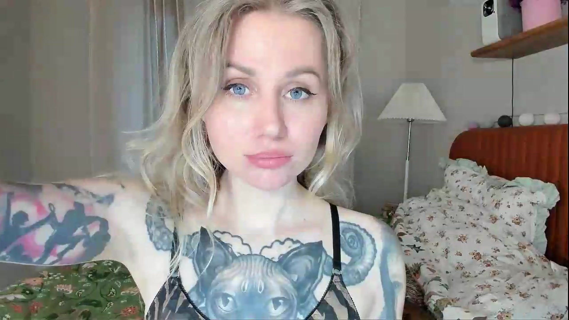 Gallery image thumbnail from Alexa_Smithhh's myfreecams stream on, 05/22/2026, 21:38 image 6 of 20