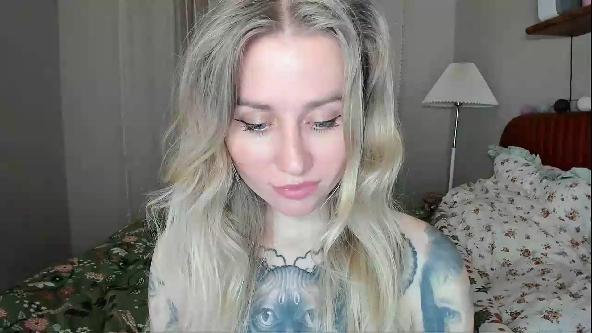 Gallery image thumbnail from Alexa_Smithhh's myfreecams stream on, 05/22/2026, 21:38 image 11 of 20