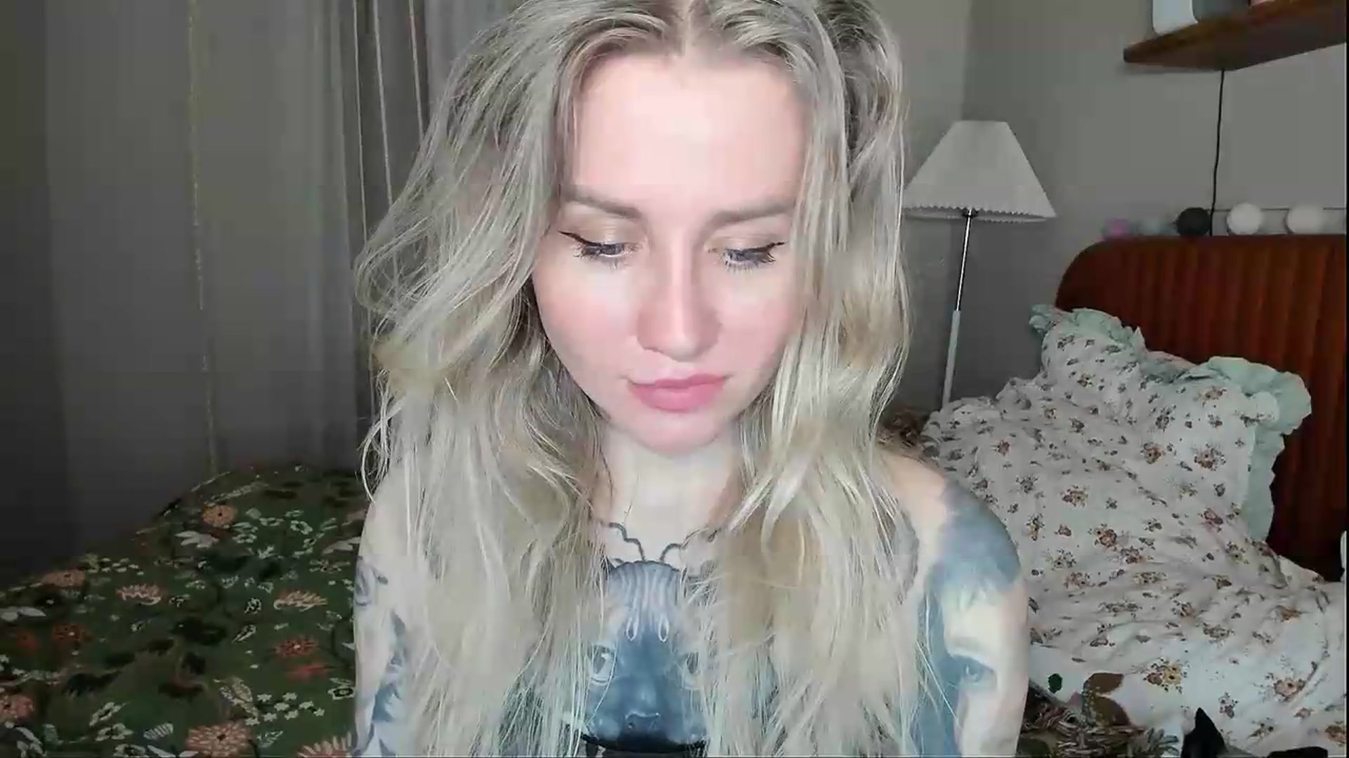 Gallery image thumbnail from Alexa_Smithhh's myfreecams stream on, 05/22/2026, 21:38 image 7 of 20
